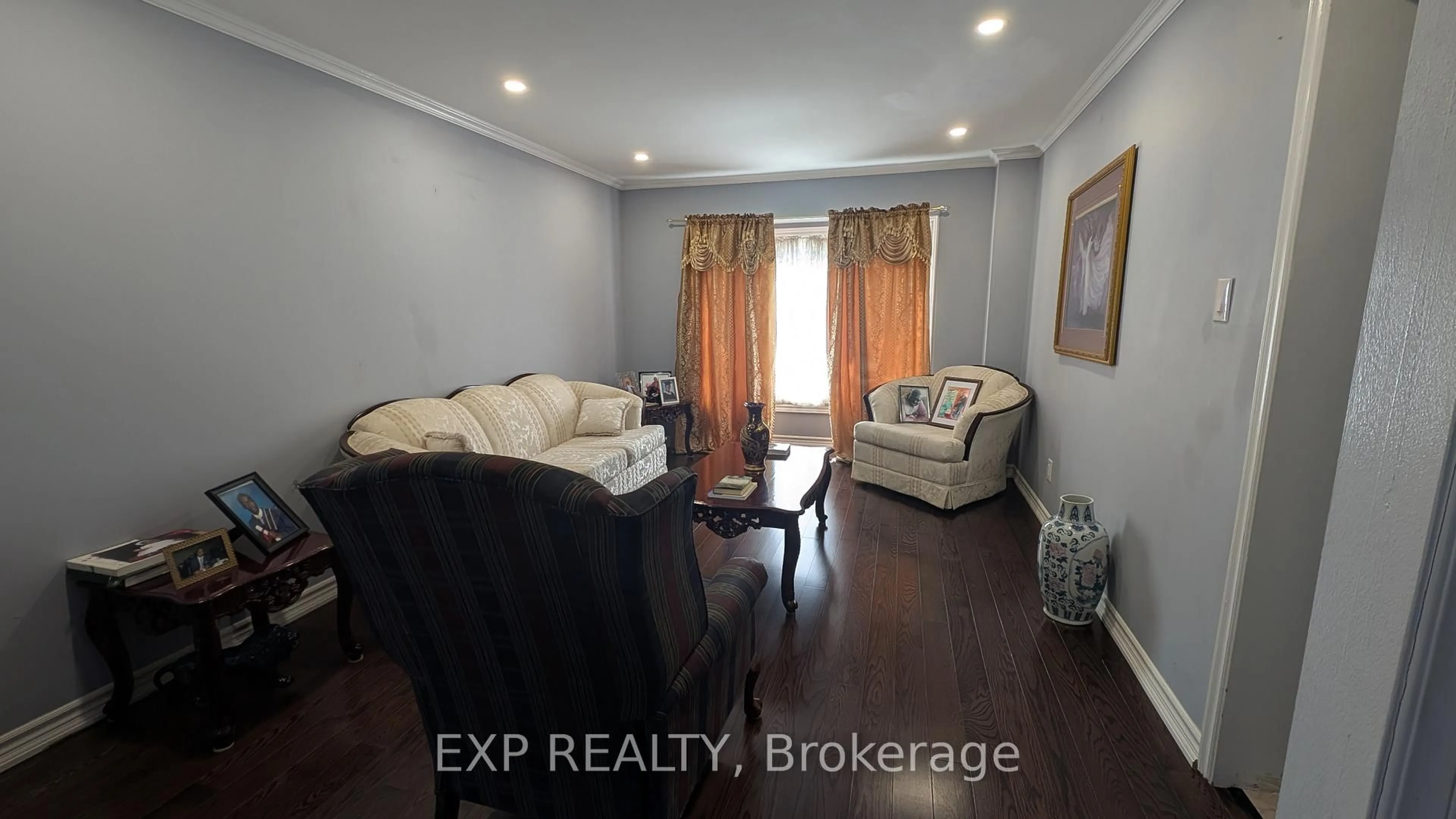 A pic of a room for 9 Corkett Dr, Brampton Ontario L6X 3H7