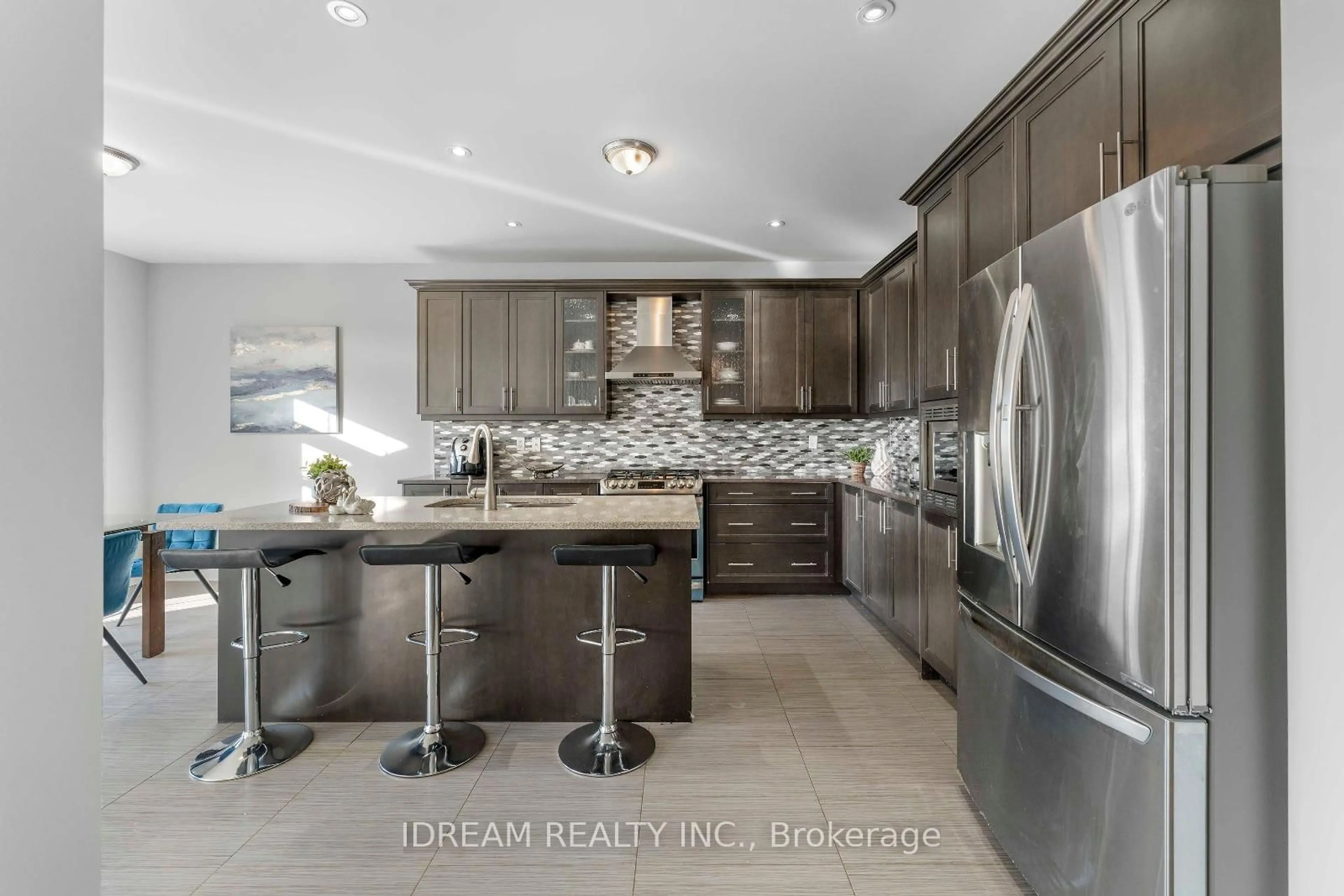 Contemporary kitchen, ceramic/tile floor for 171 Rising Hill Rdge, Brampton Ontario L6Y 6B2