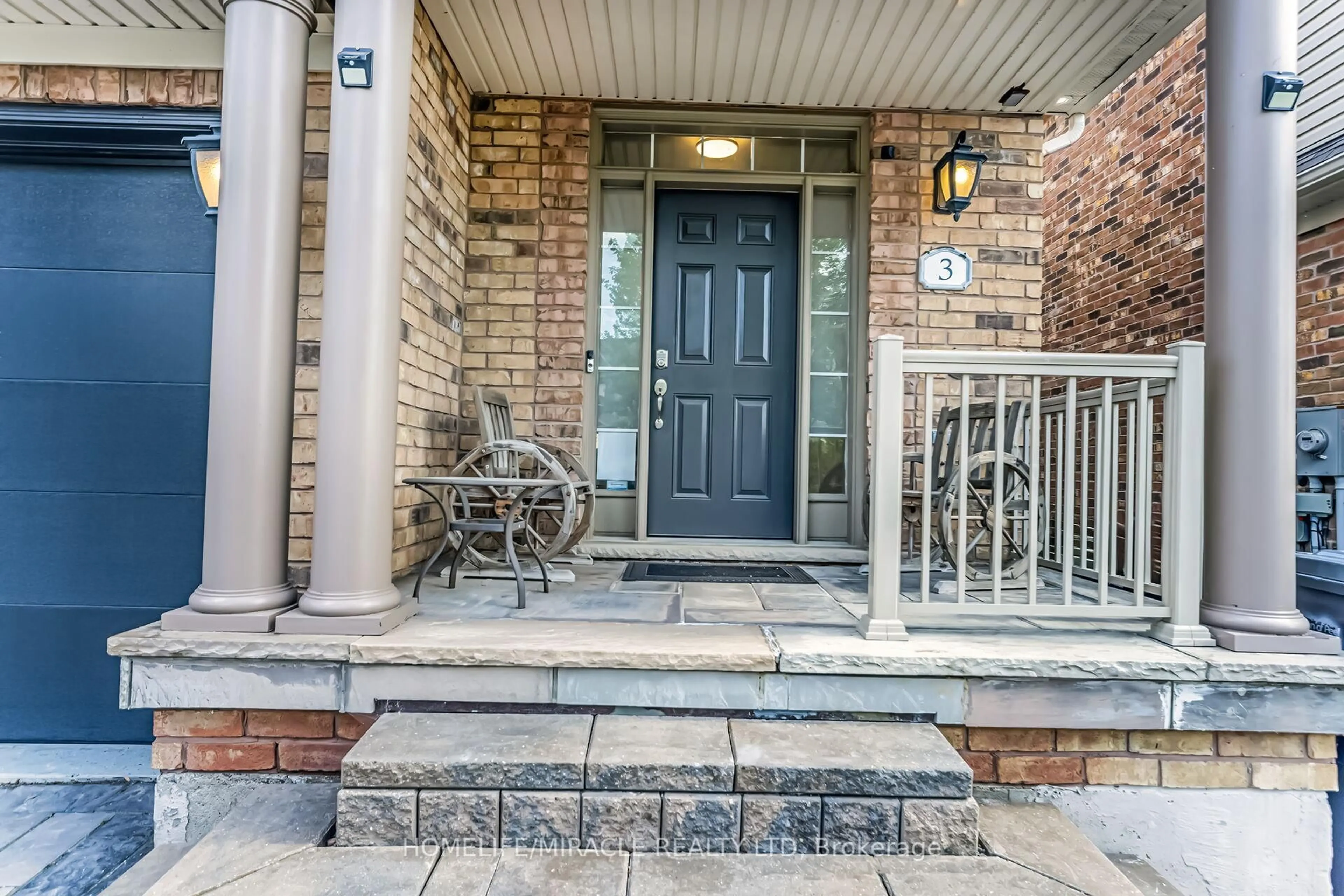 Unknown for 3 Losino St, Caledon Ontario L7C 3N2
