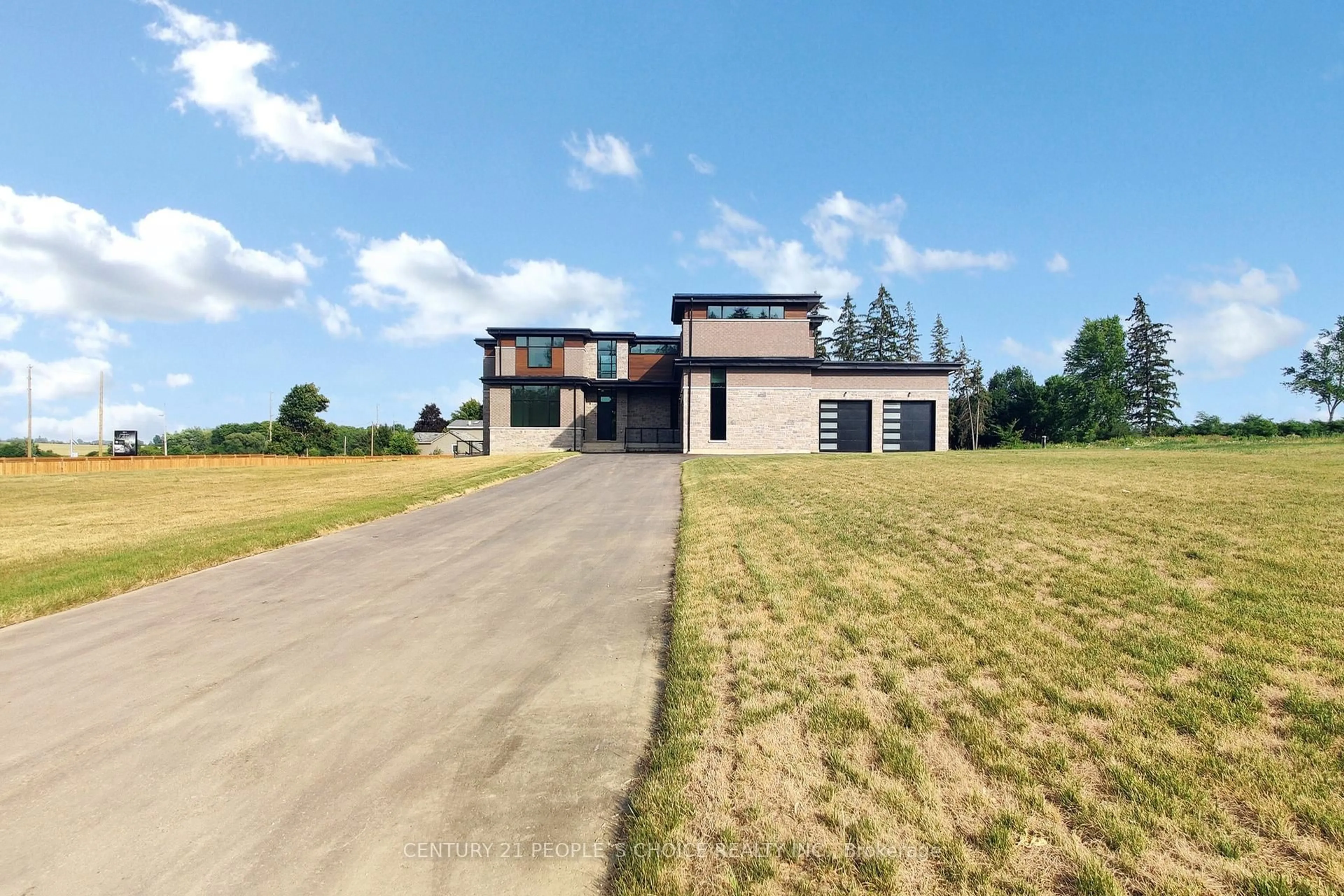 A pic from outside/outdoor area/front of a property/back of a property/a pic from drone, building for 14 Sugarbush Crt, Halton Hills Ontario L7G 4S7