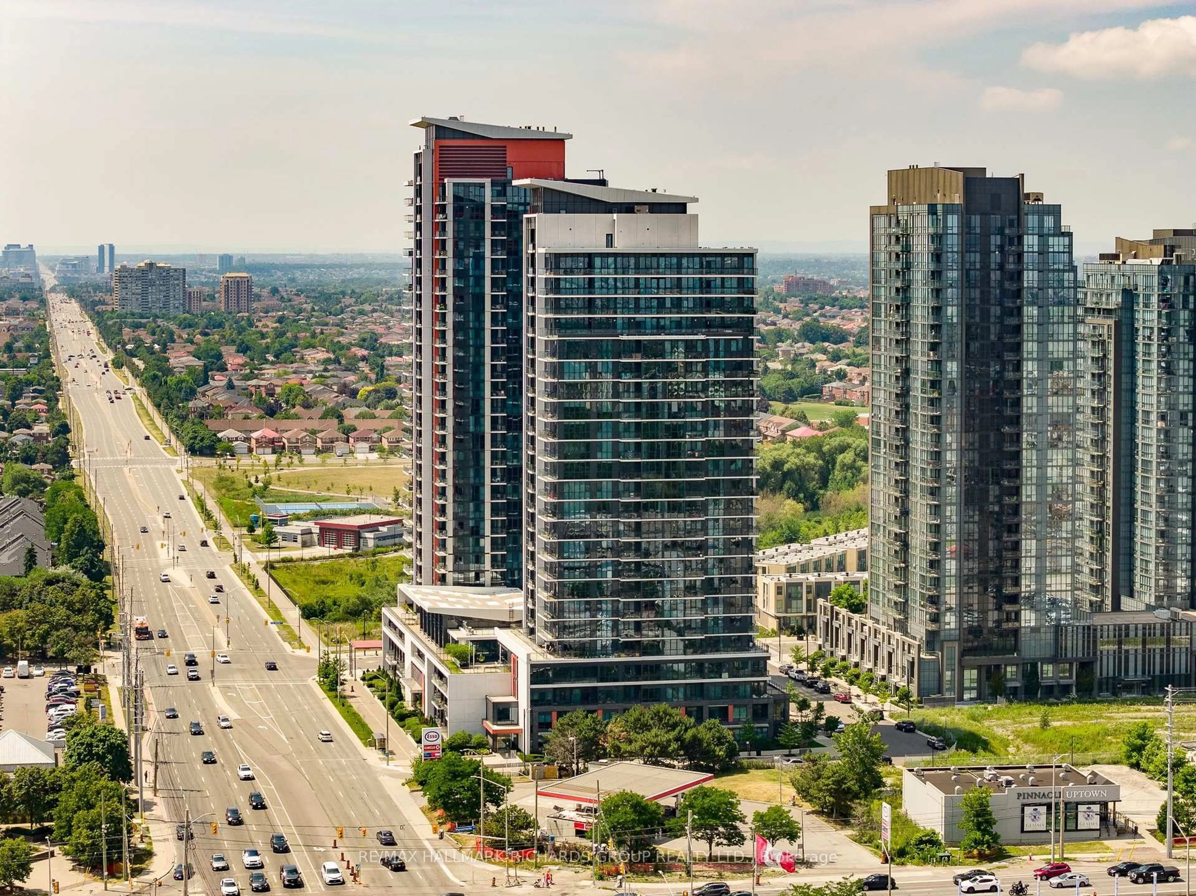 A pic from outside/outdoor area/front of a property/back of a property/a pic from drone, city buildings view from balcony for 55 Eglinton Ave #708, Mississauga Ontario L5R 3P5