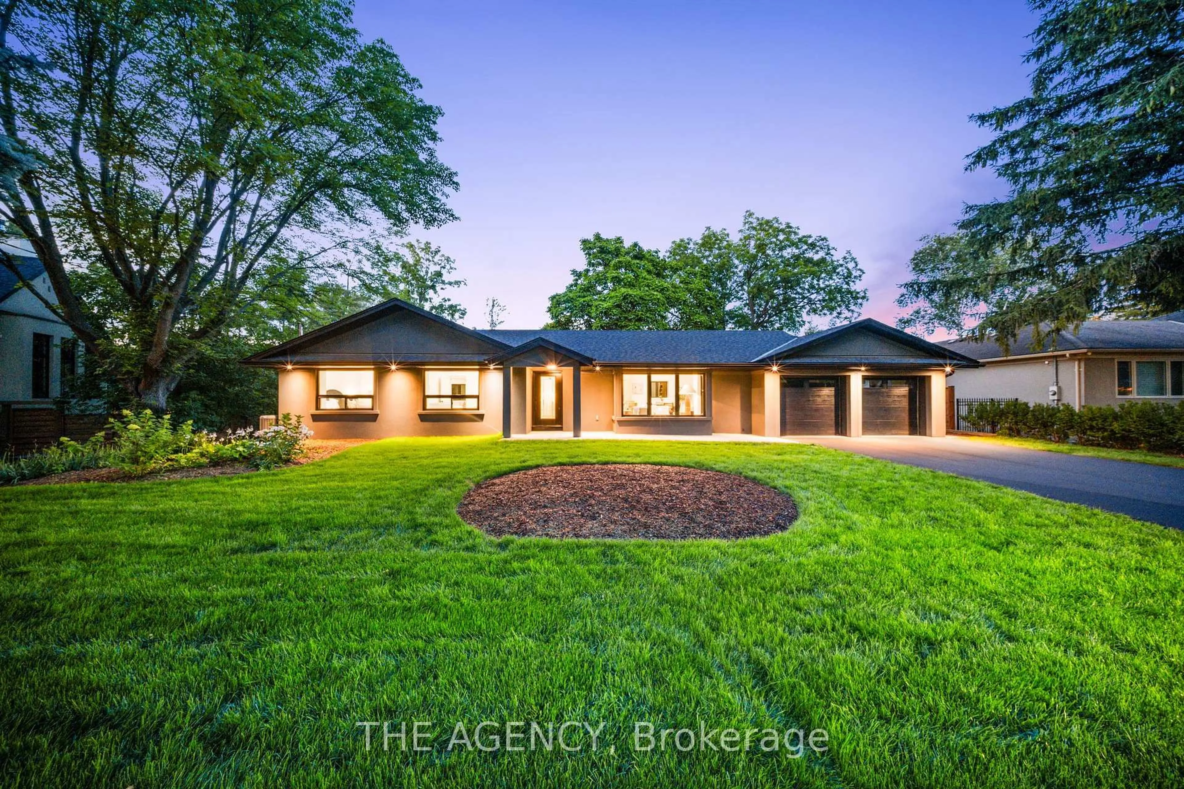 Home with brick exterior material, street for 201 Trelawn Ave, Oakville Ontario L6J 4R3