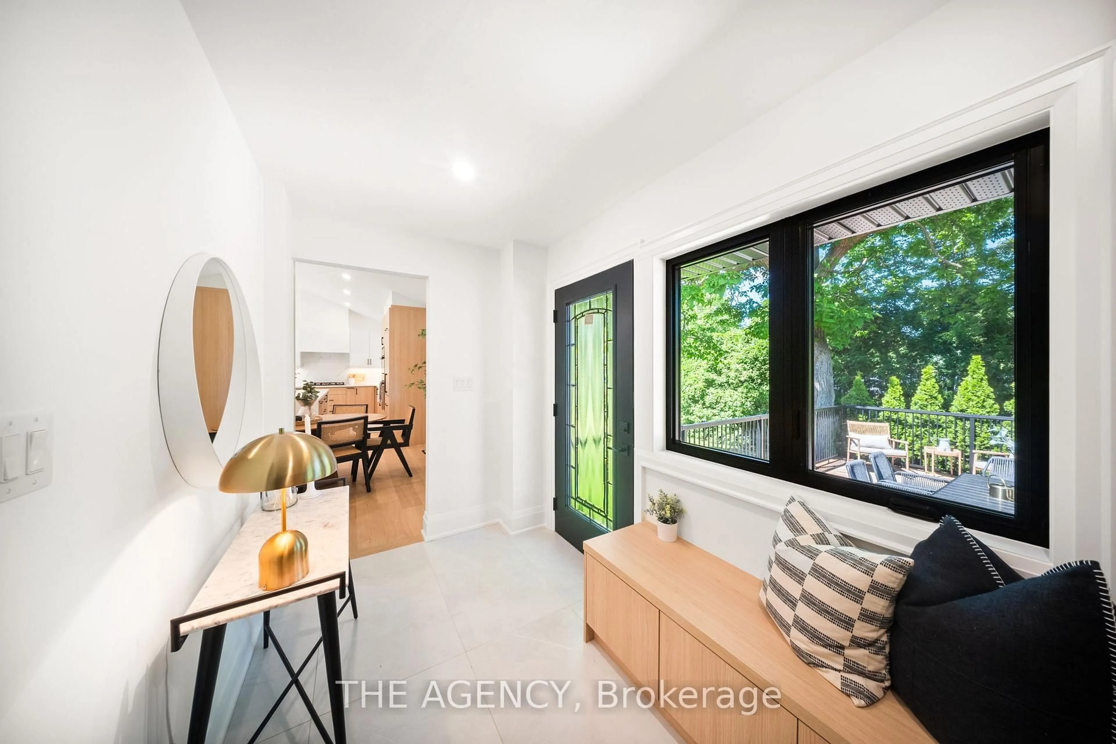 Unknown for 201 Trelawn Ave, Oakville Ontario L6J 4R3