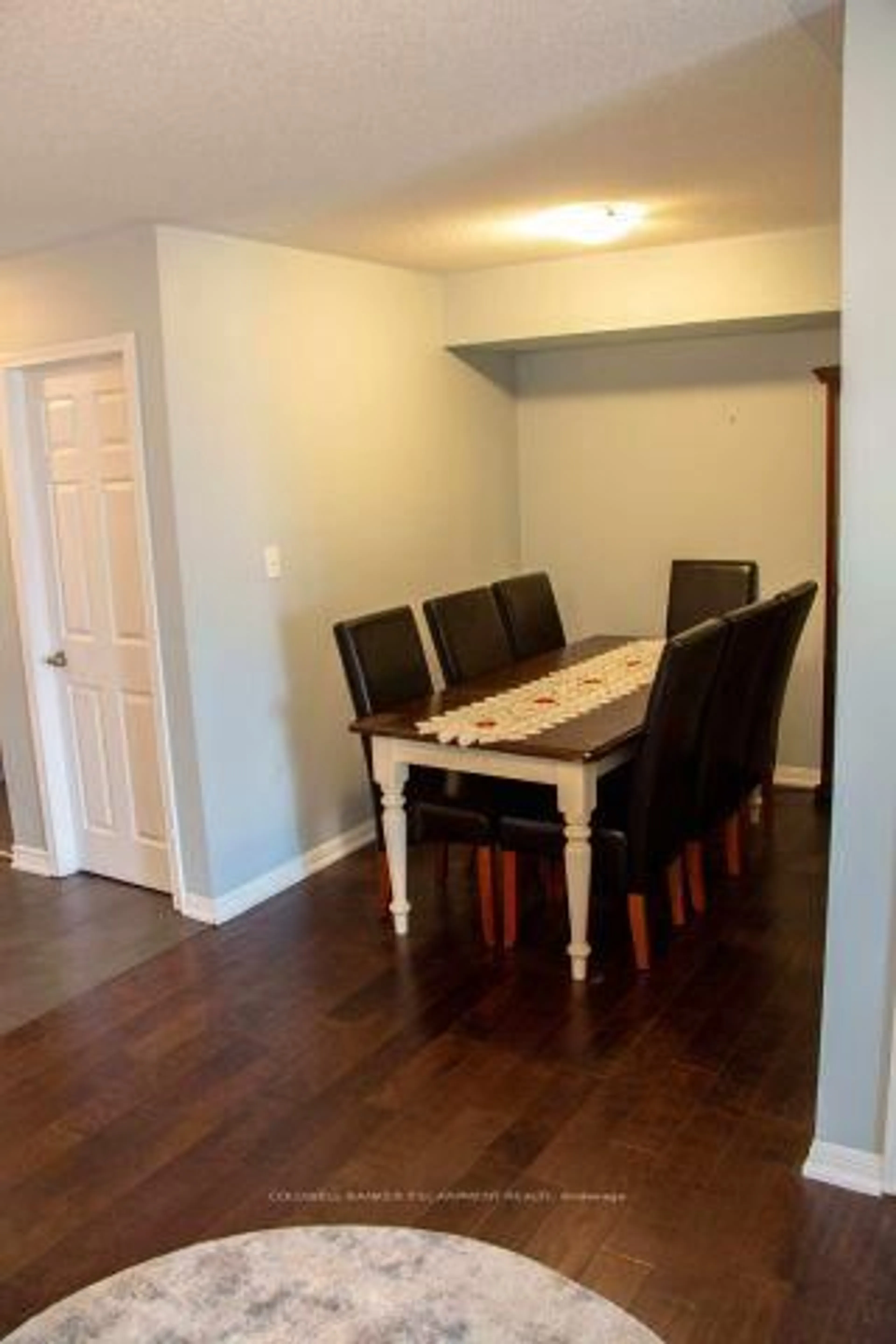 Dining room, wood/laminate floor for 3070 Rotary Way #425, Burlington Ontario L7M 0H1