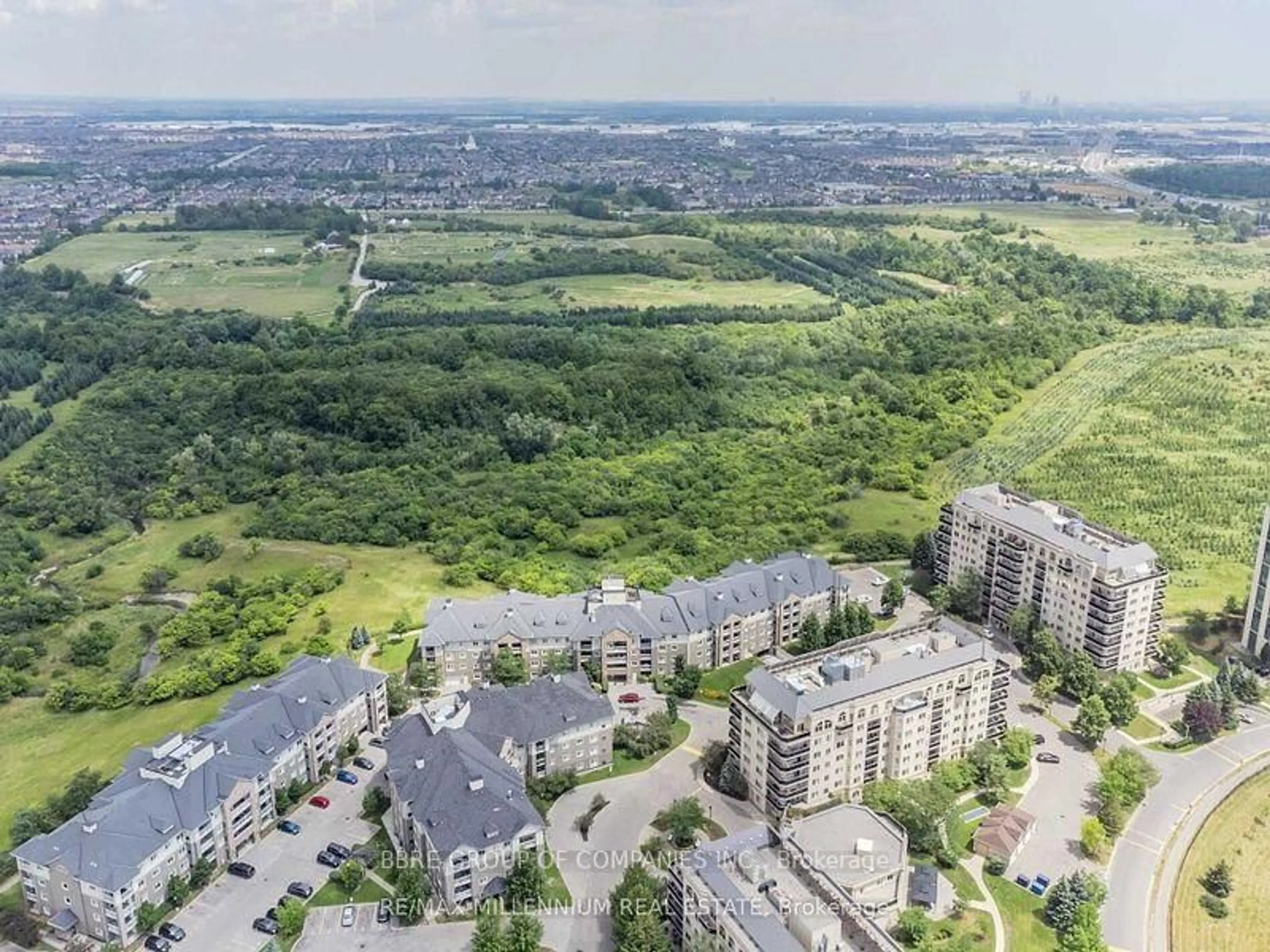 A pic from outside/outdoor area/front of a property/back of a property/a pic from drone, unknown for 8 Dayspring Circ #1321, Brampton Ontario L6P 2Z5