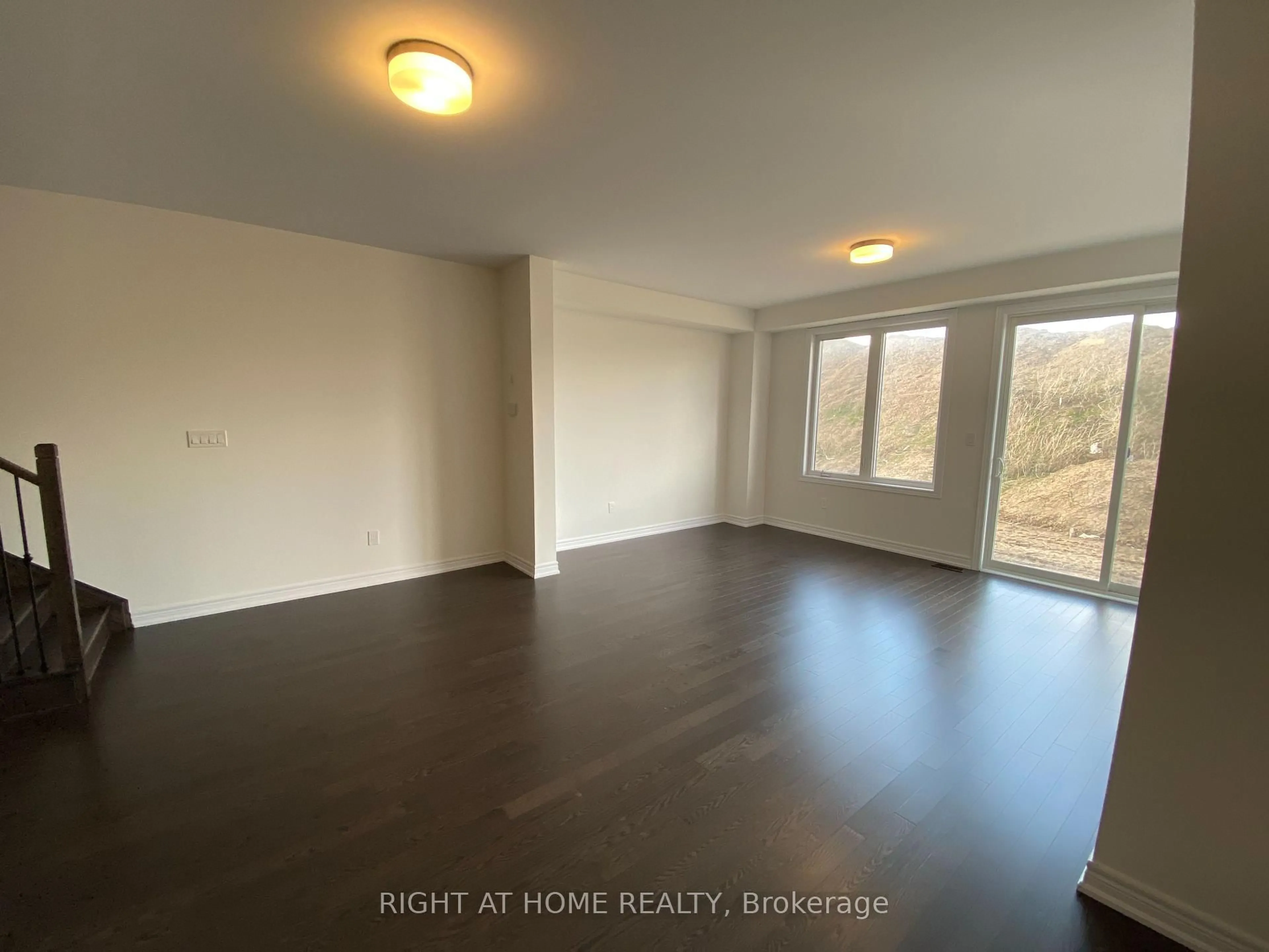 A pic of a room for 1323 Chee Chee Landing, Milton Ontario L9E 1L3