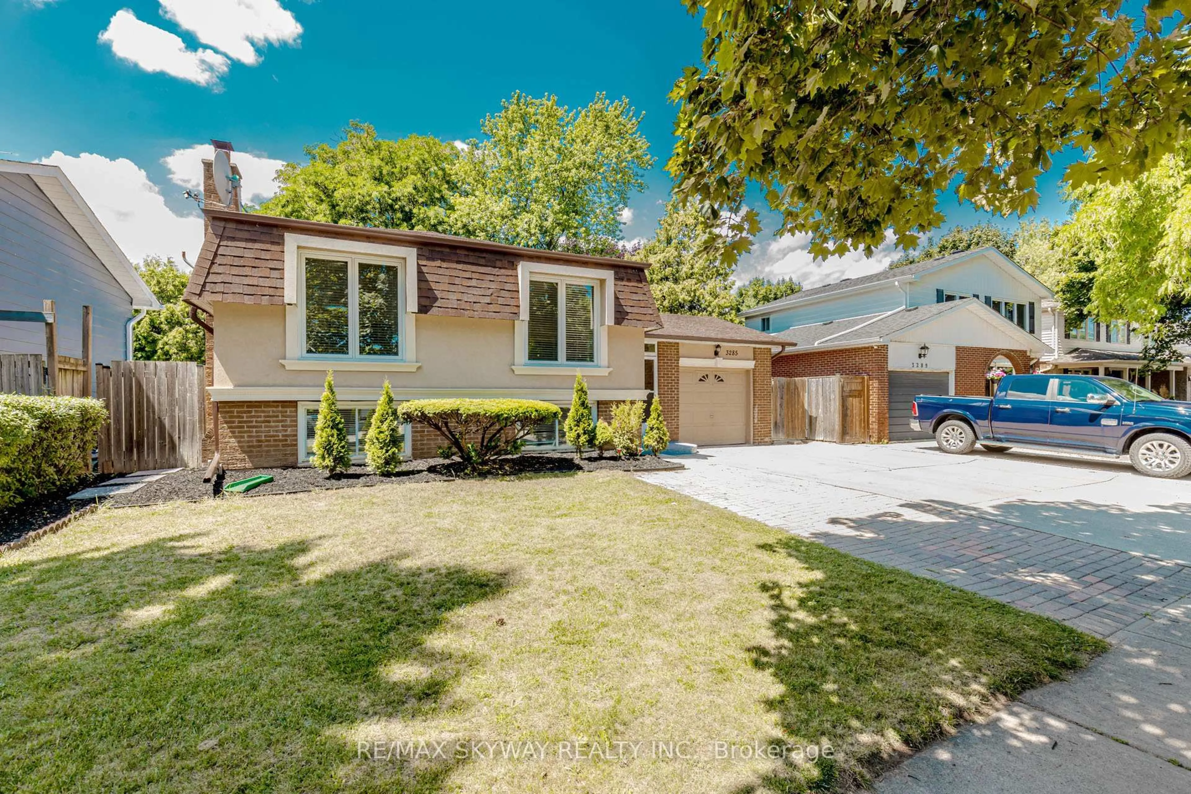 Unknown for 3285 Lansdown Dr, Burlington Ontario L7M 1S4