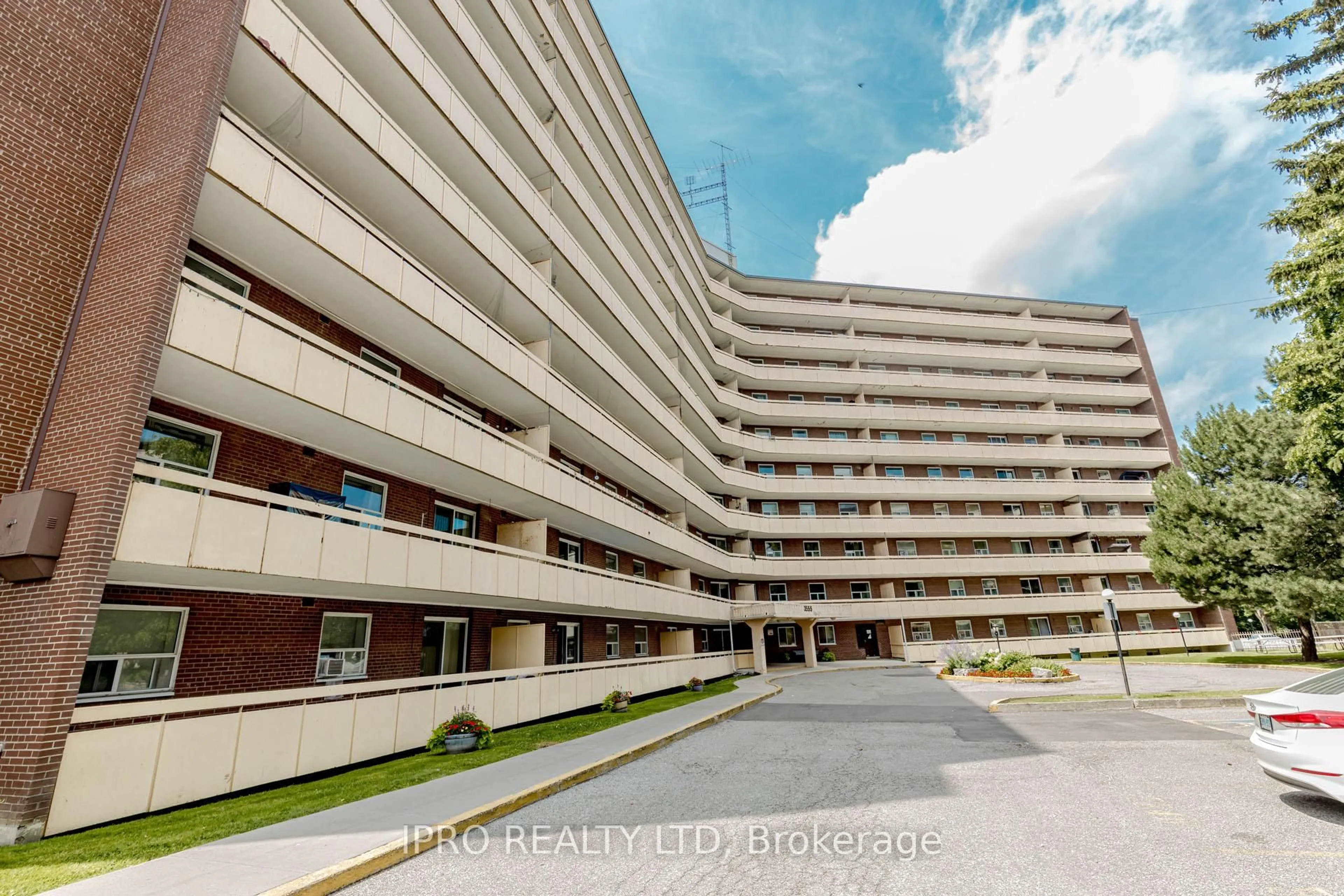Unknown for 3555 Derry Rd #103, Mississauga Ontario L4T 1B2
