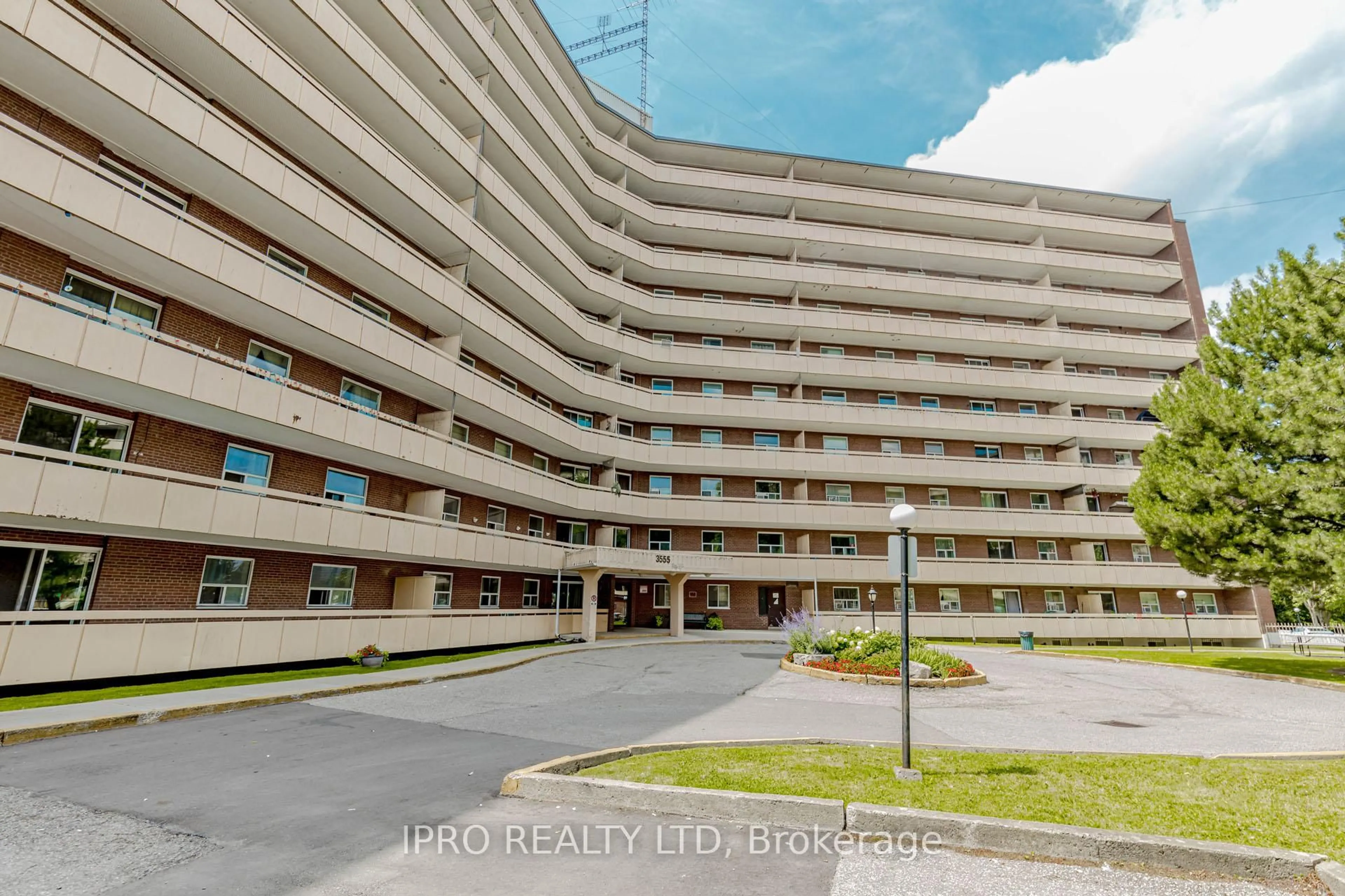 Unknown for 3555 Derry Rd #103, Mississauga Ontario L4T 1B2