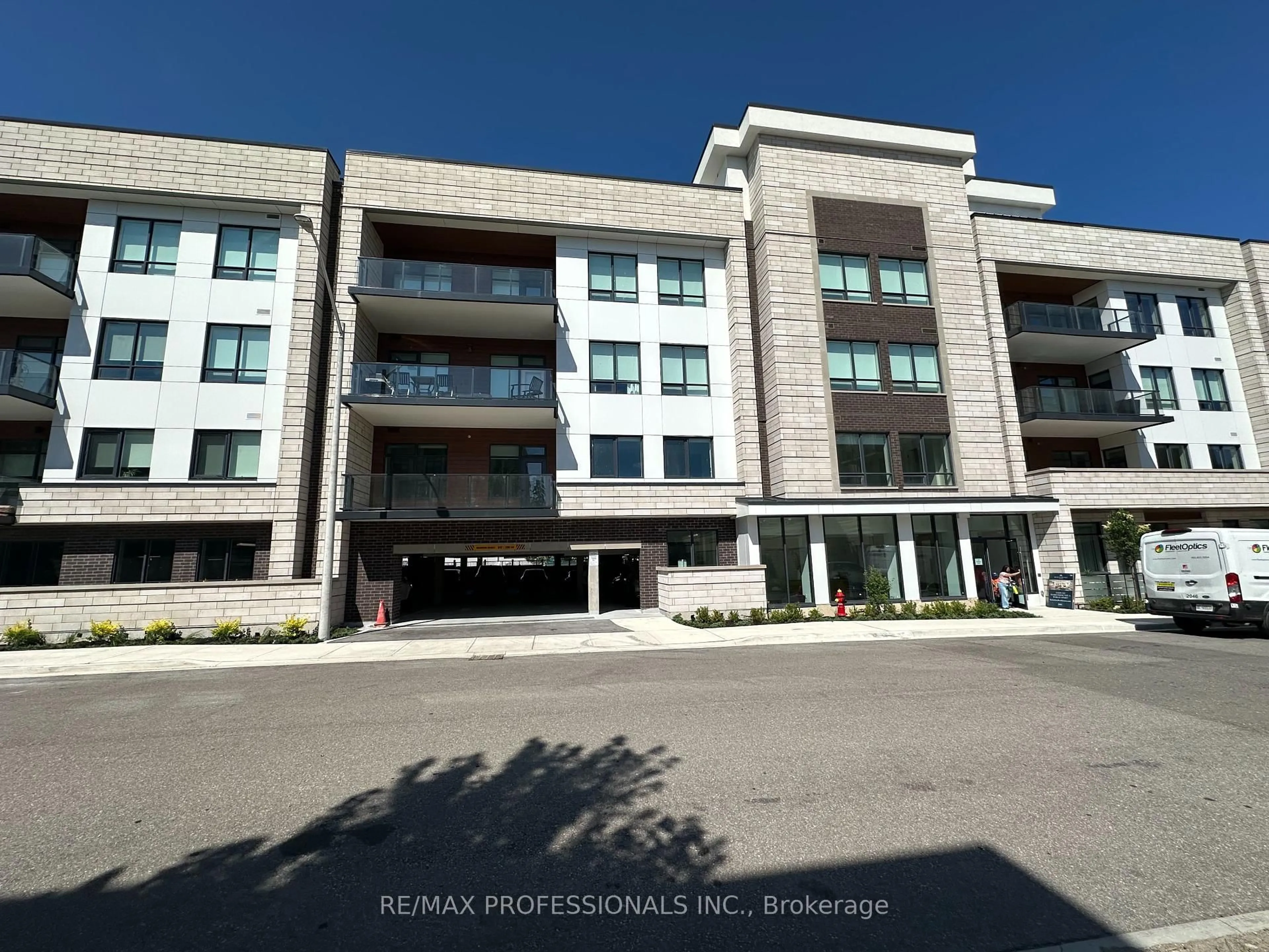 Unknown for 123 Maurice Dr #410, Oakville Ontario L6K 2W6