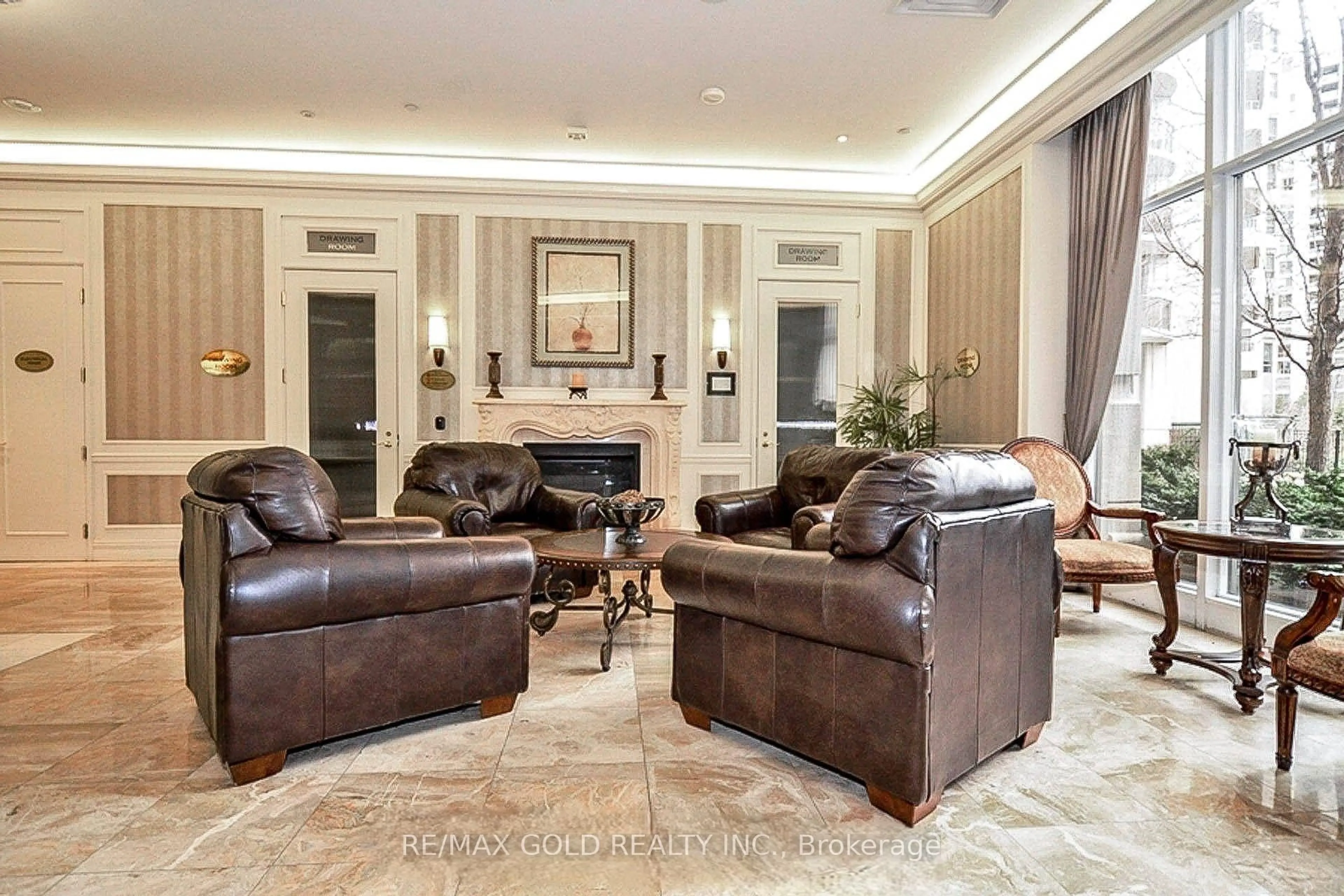 Lobby for 35 Kingsbridge Garden Circ #3205, Mississauga Ontario L5R 3Z5