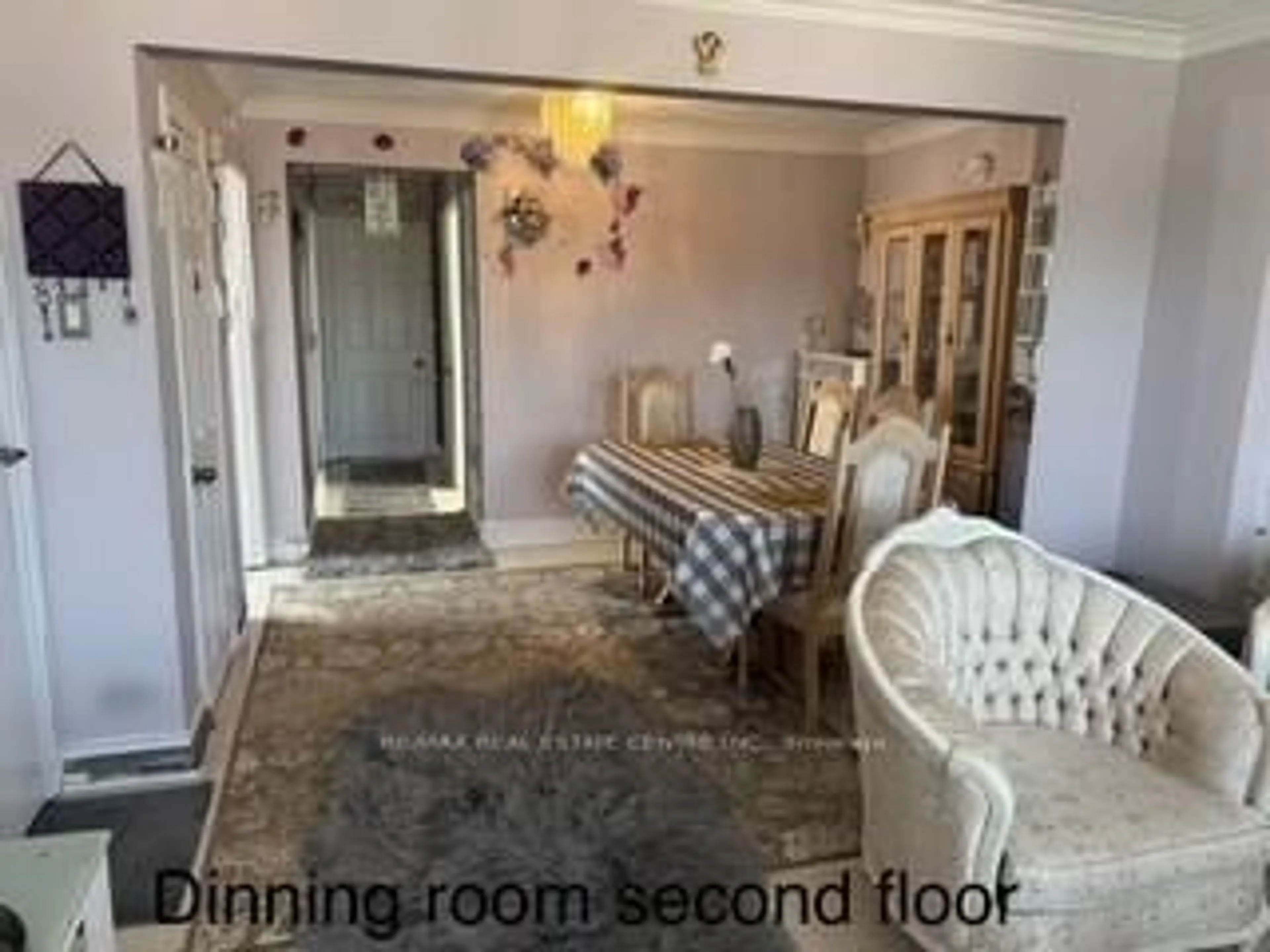 Unknown for 48 Croham Rd, Toronto Ontario M6E 4X8