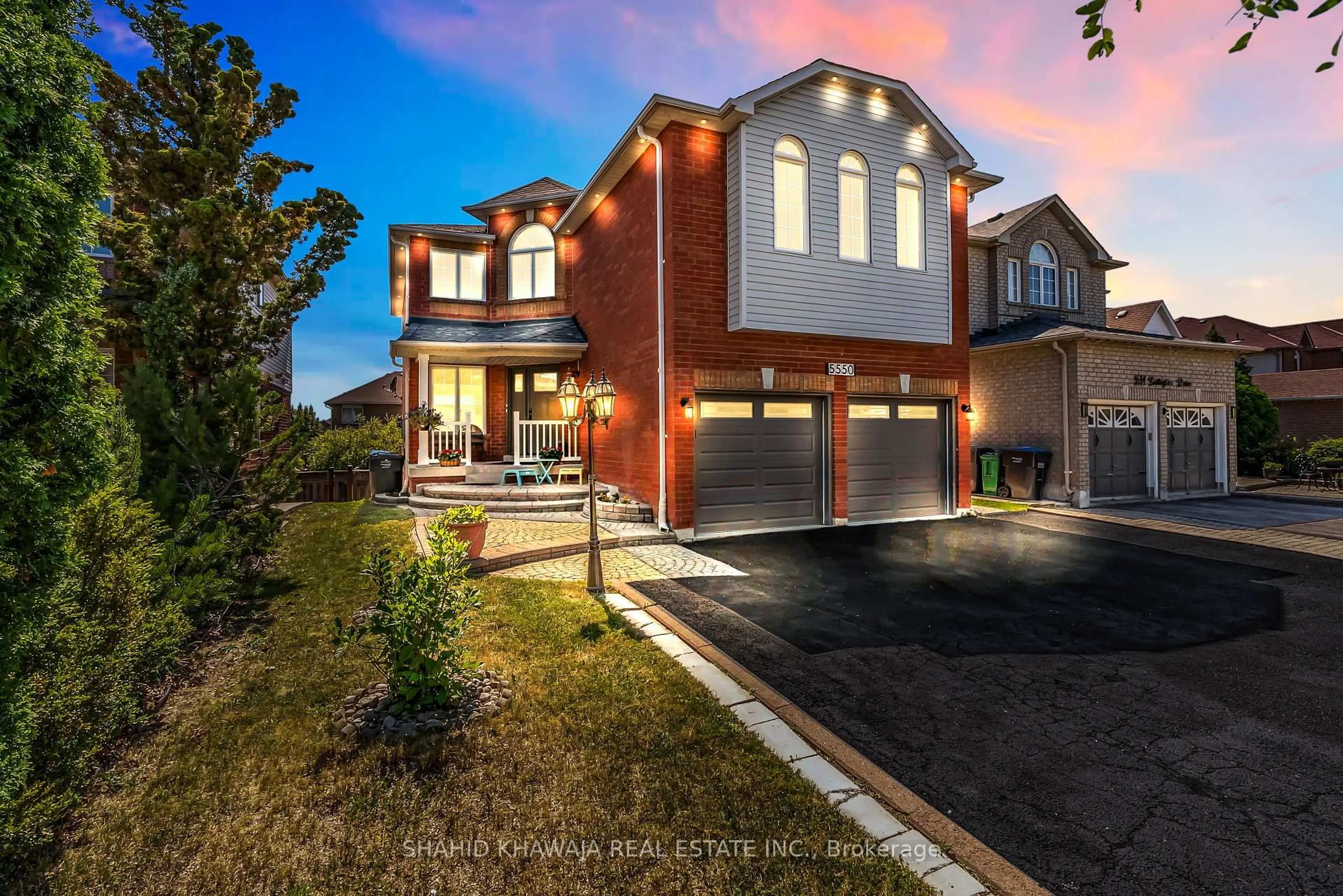 Home with brick exterior material, street for 5550 Bollington Dr, Mississauga Ontario L5V 2H4