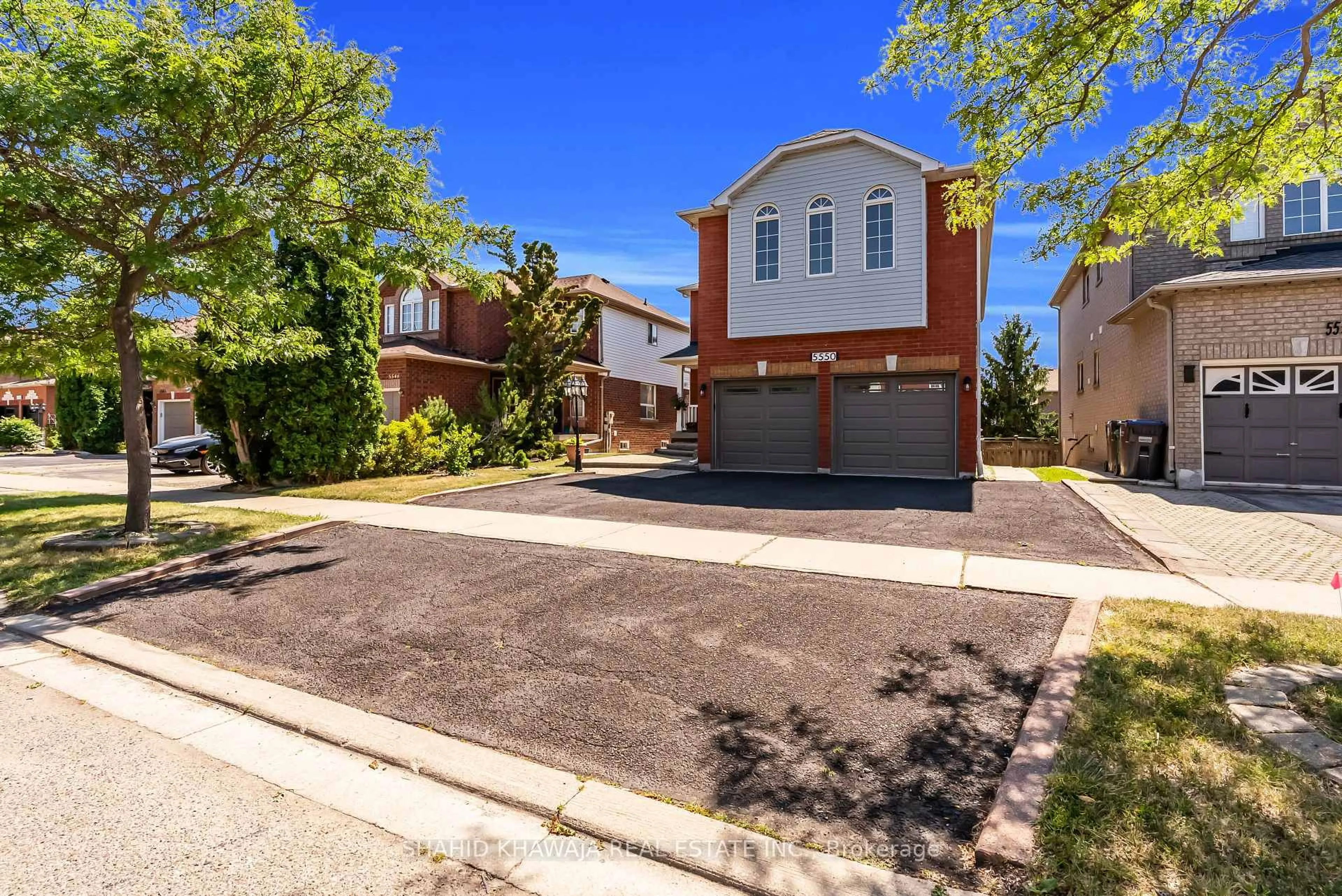 Unknown for 5550 Bollington Dr, Mississauga Ontario L5V 2H4