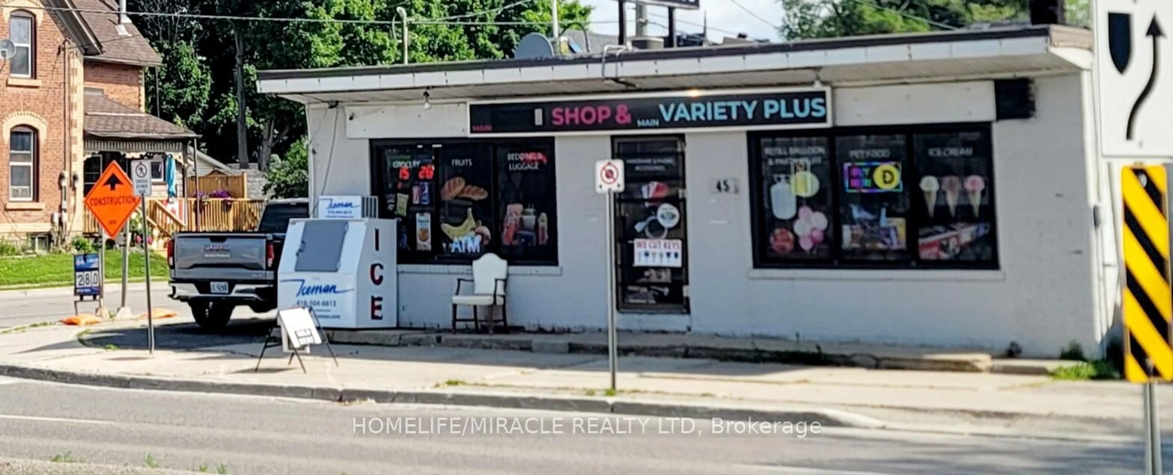 Blurry image for 45 Main St, Halton Hills Ontario L7G 3H2