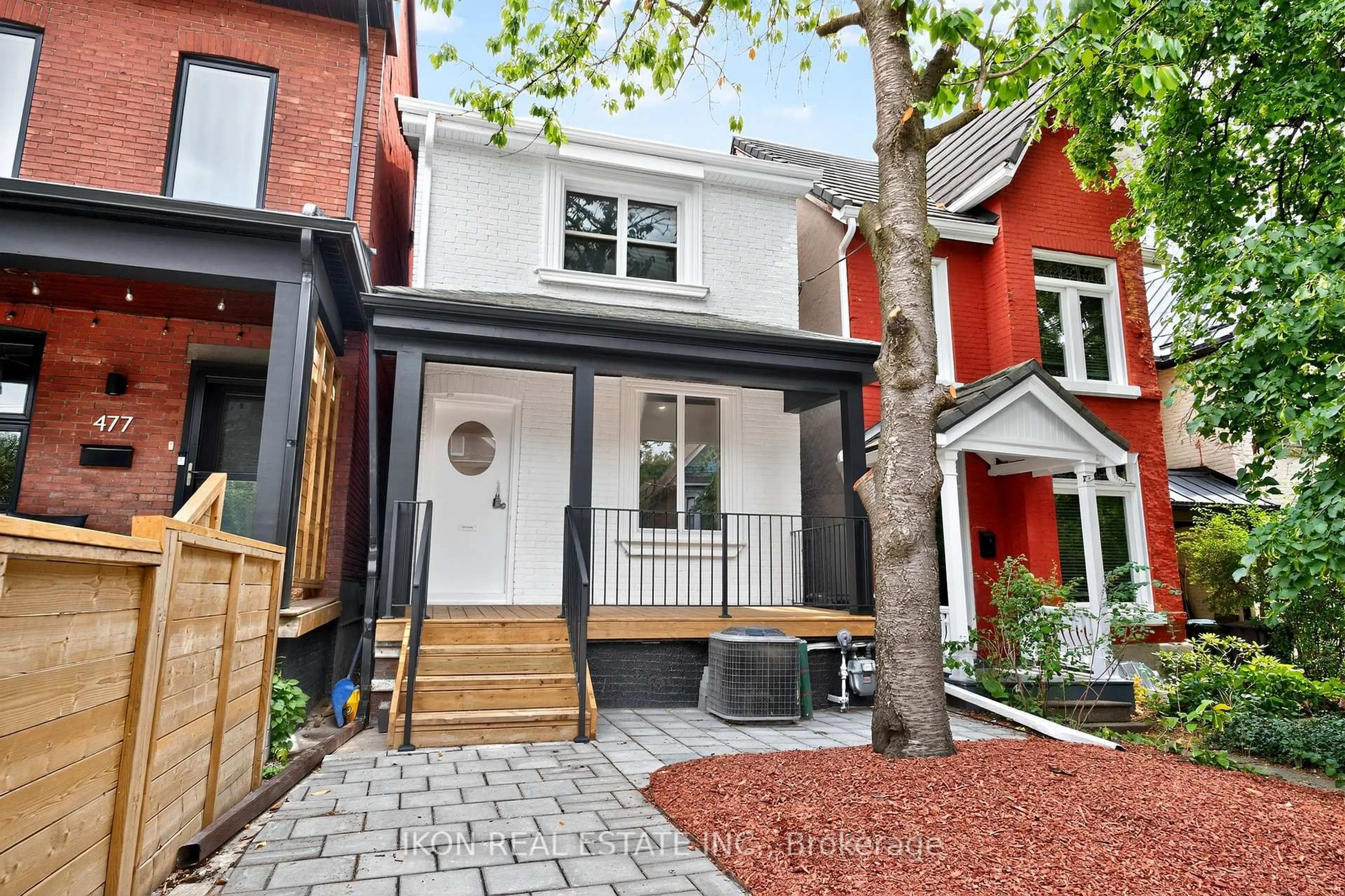 Home with brick exterior material, street for 475 Delaware Ave, Toronto Ontario M6H 2V1