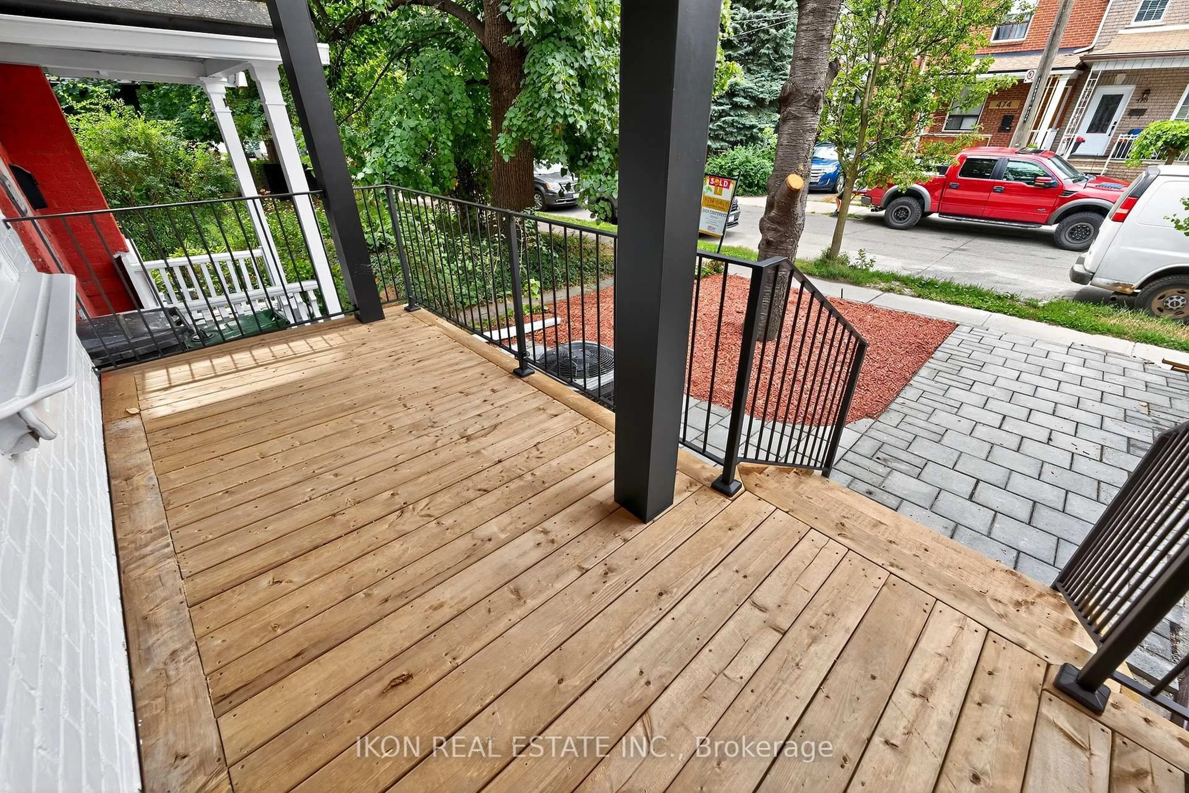 Patio, street for 475 Delaware Ave, Toronto Ontario M6H 2V1