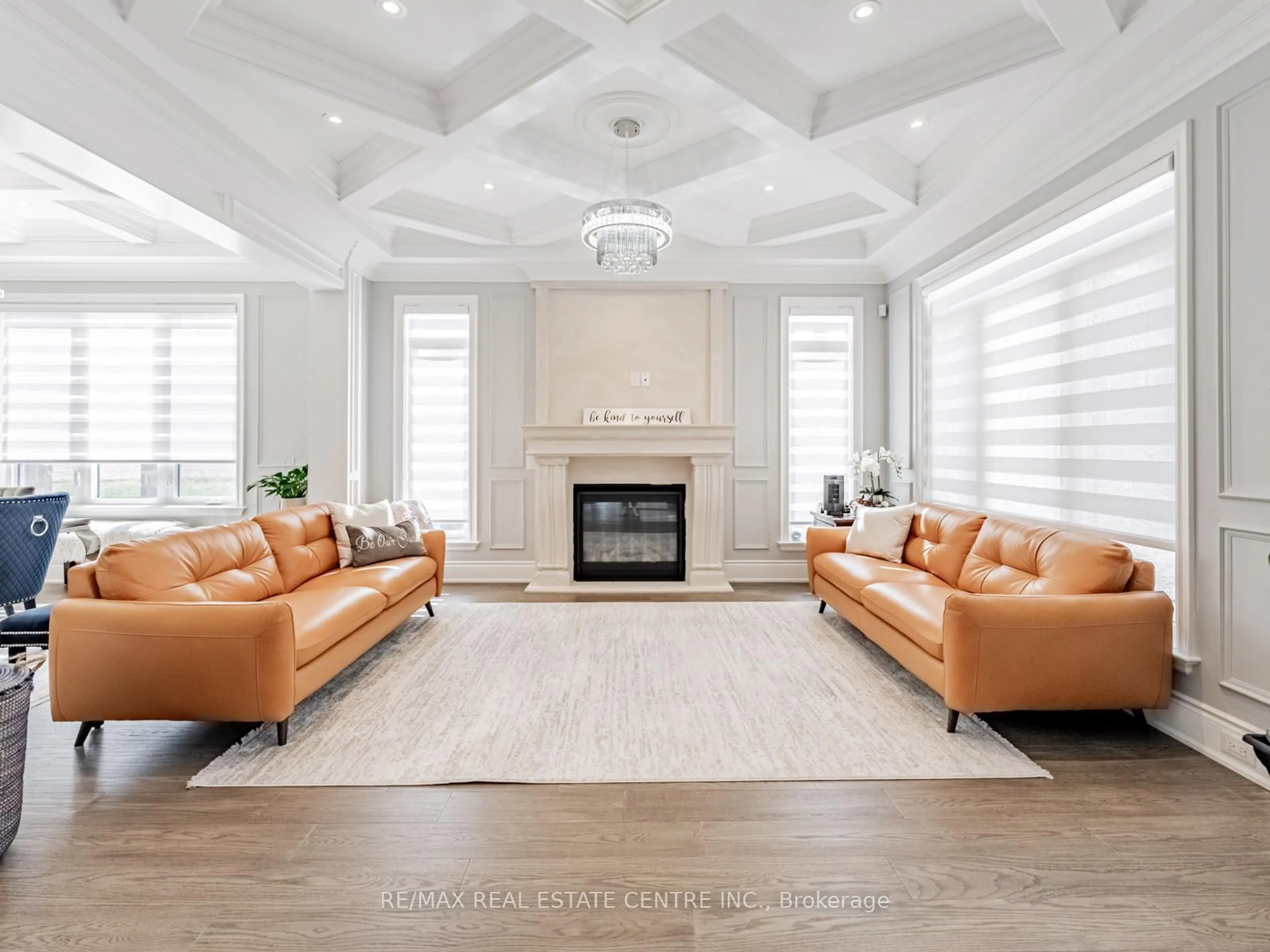 Living room with furniture, ceramic/tile floor for 9898 Winston Churchill Blvd, Halton Hills Ontario L0P 1K0