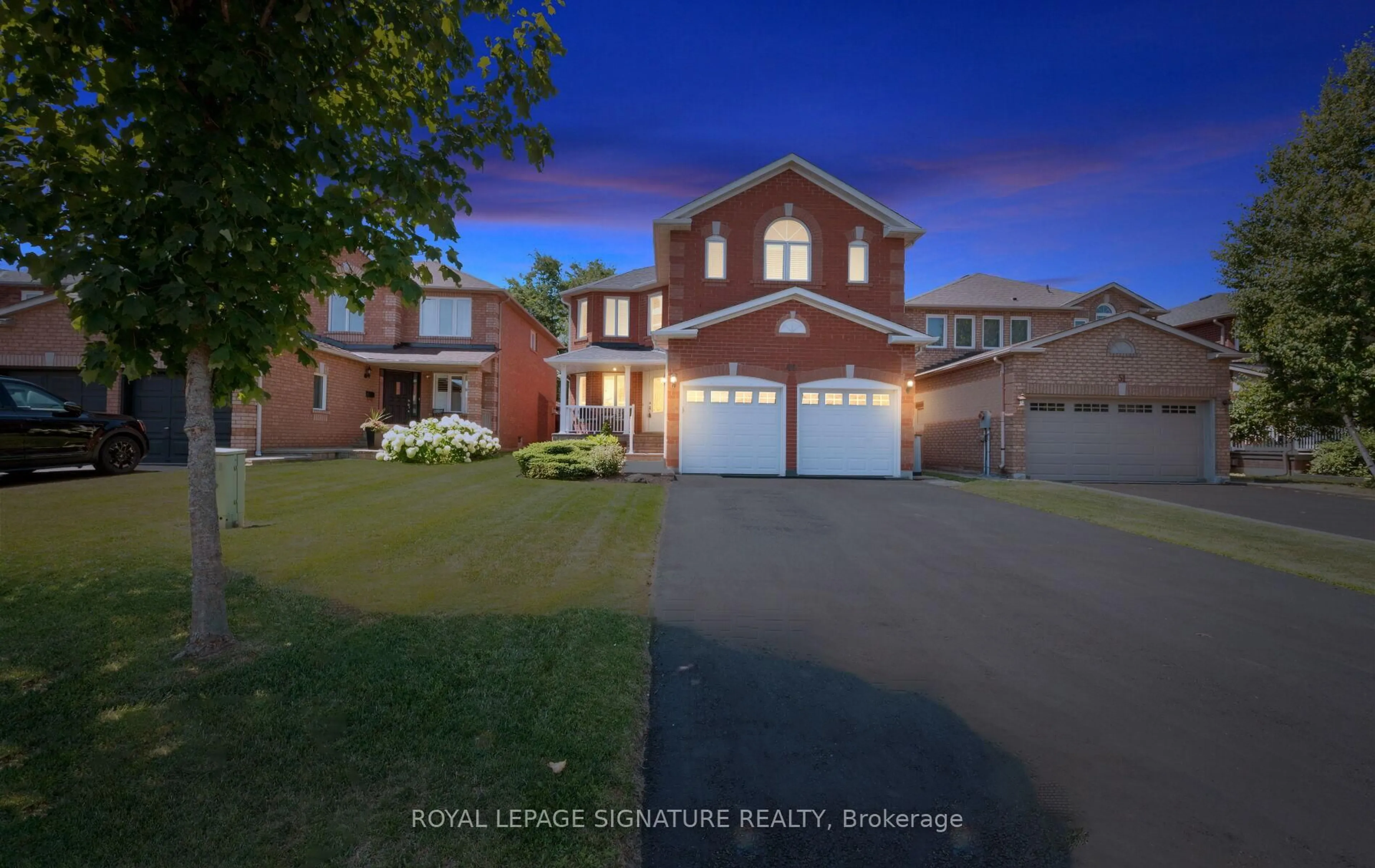 A pic from outside/outdoor area/front of a property/back of a property/a pic from drone, street for 49 Harley Ave, Halton Hills Ontario L7G 5R8
