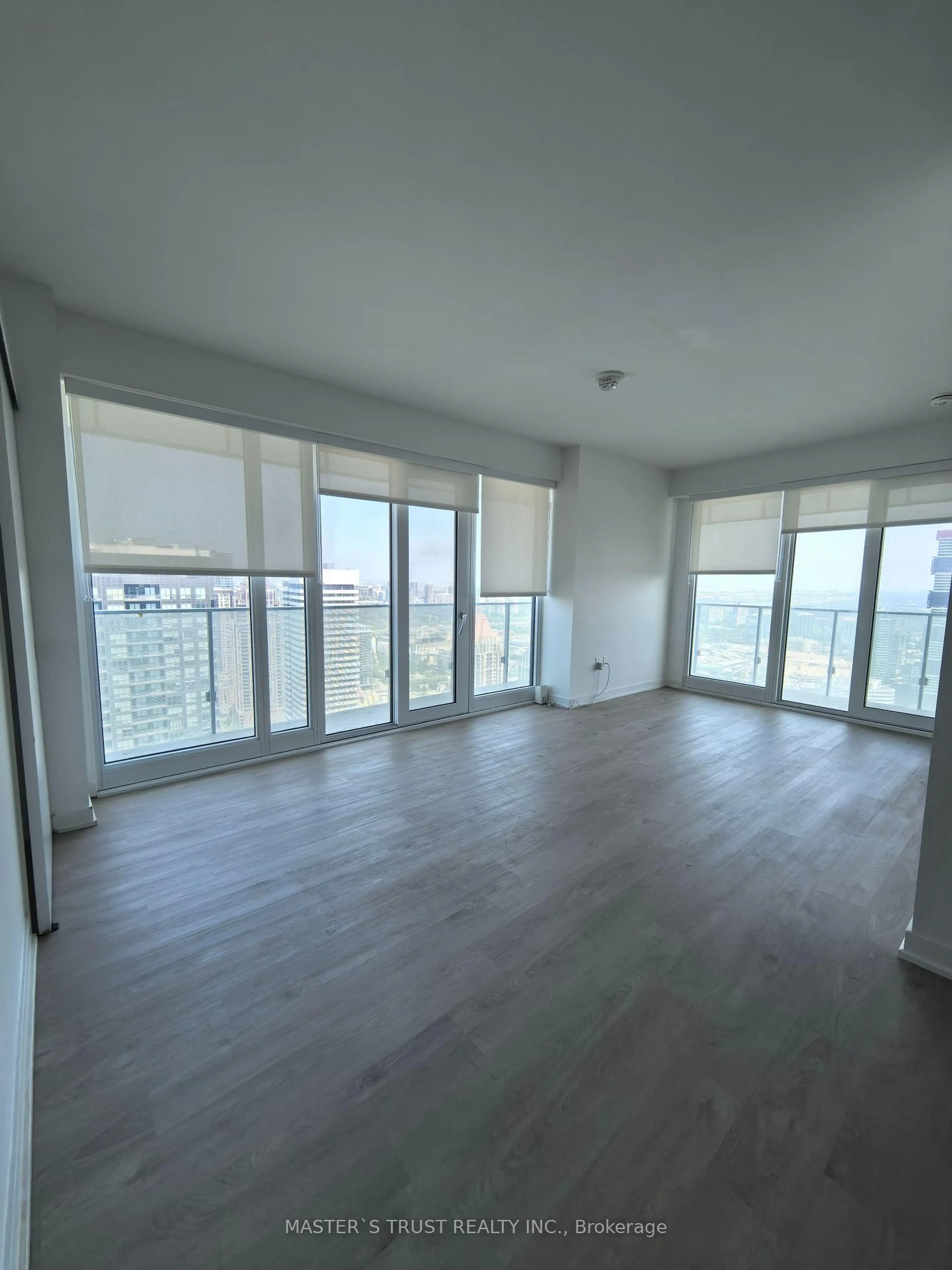 A pic of a room for 3900 Confederation Pkwy #4310, Mississauga Ontario L5B 0M3