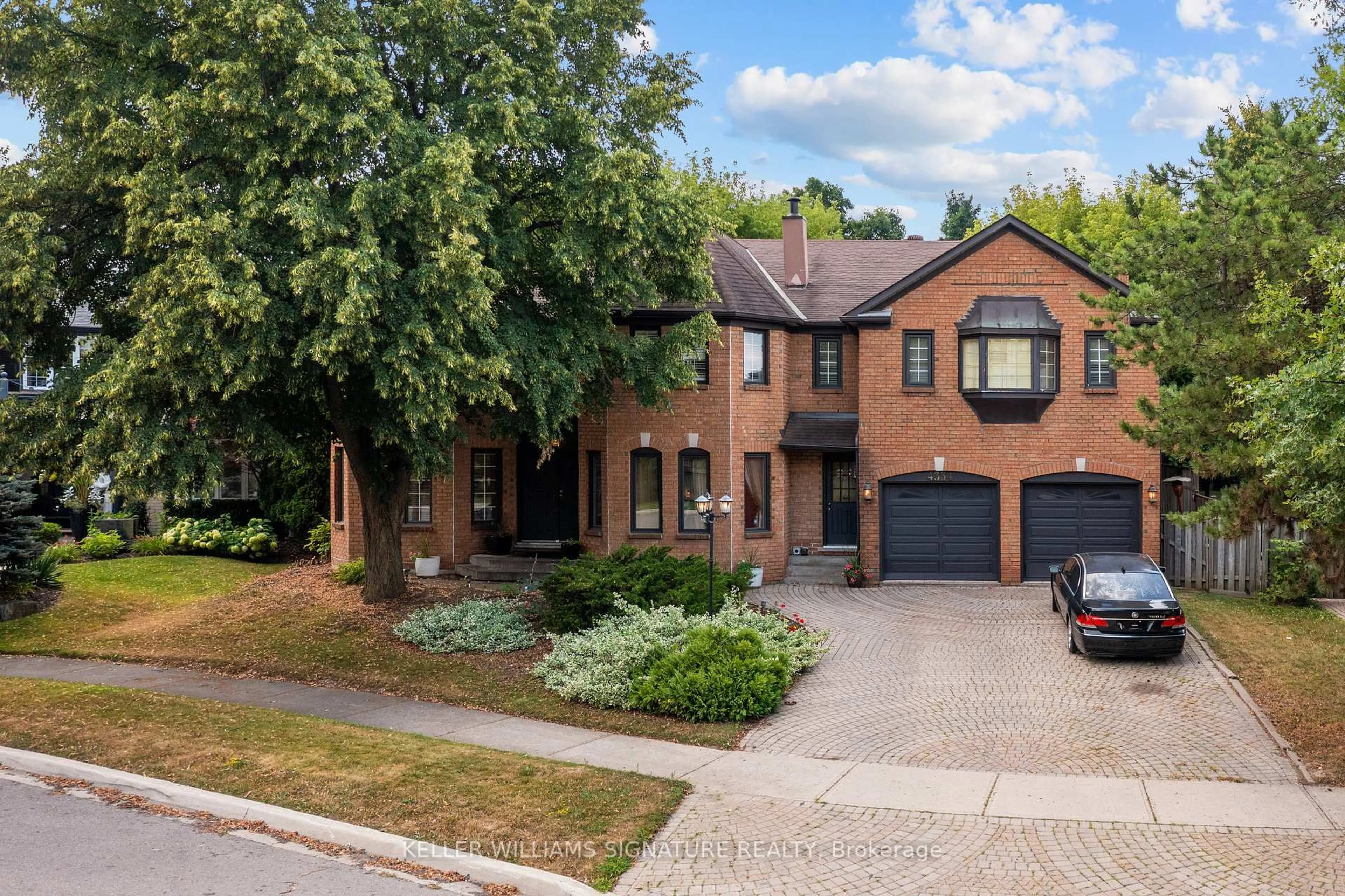 Home with brick exterior material, street for 4334 Wellsborough Pl, Mississauga Ontario L5M 3J4