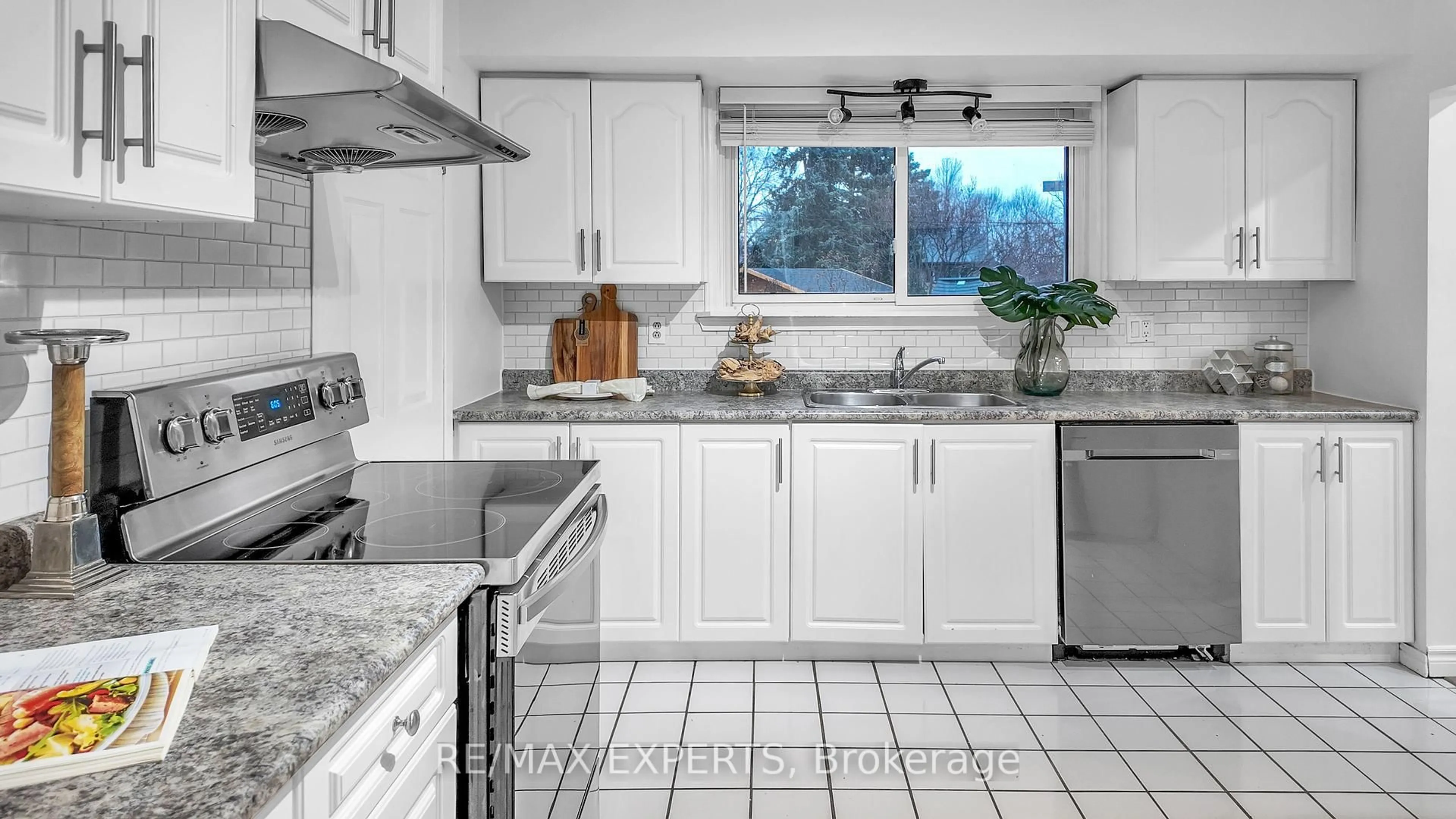 Open concept kitchen, ceramic/tile floor for 615 Walkers Line, Burlington Ontario L7N 2E6