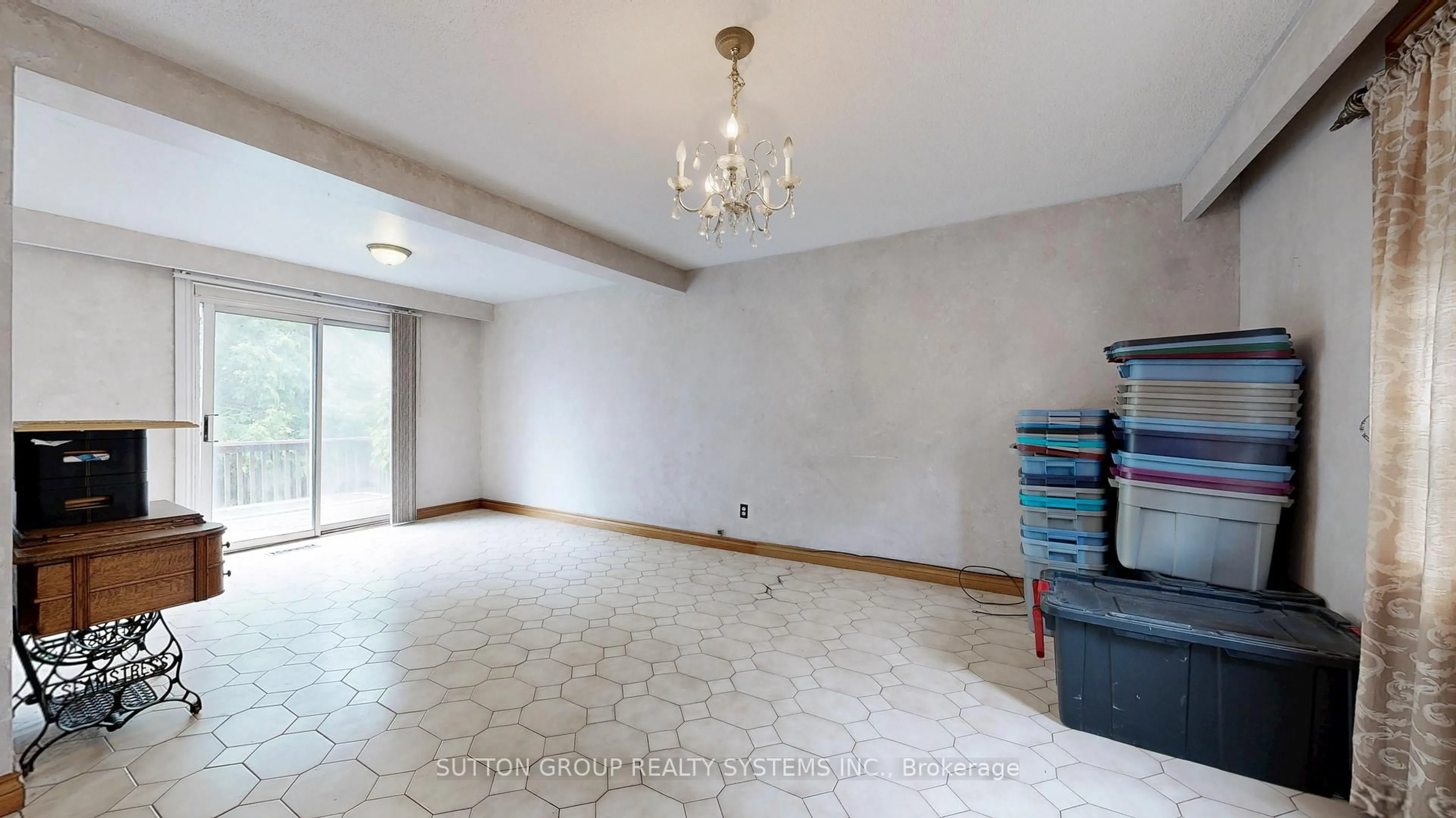 A pic of a room for 29 Edmund Ave, Toronto Ontario M9N 1A2