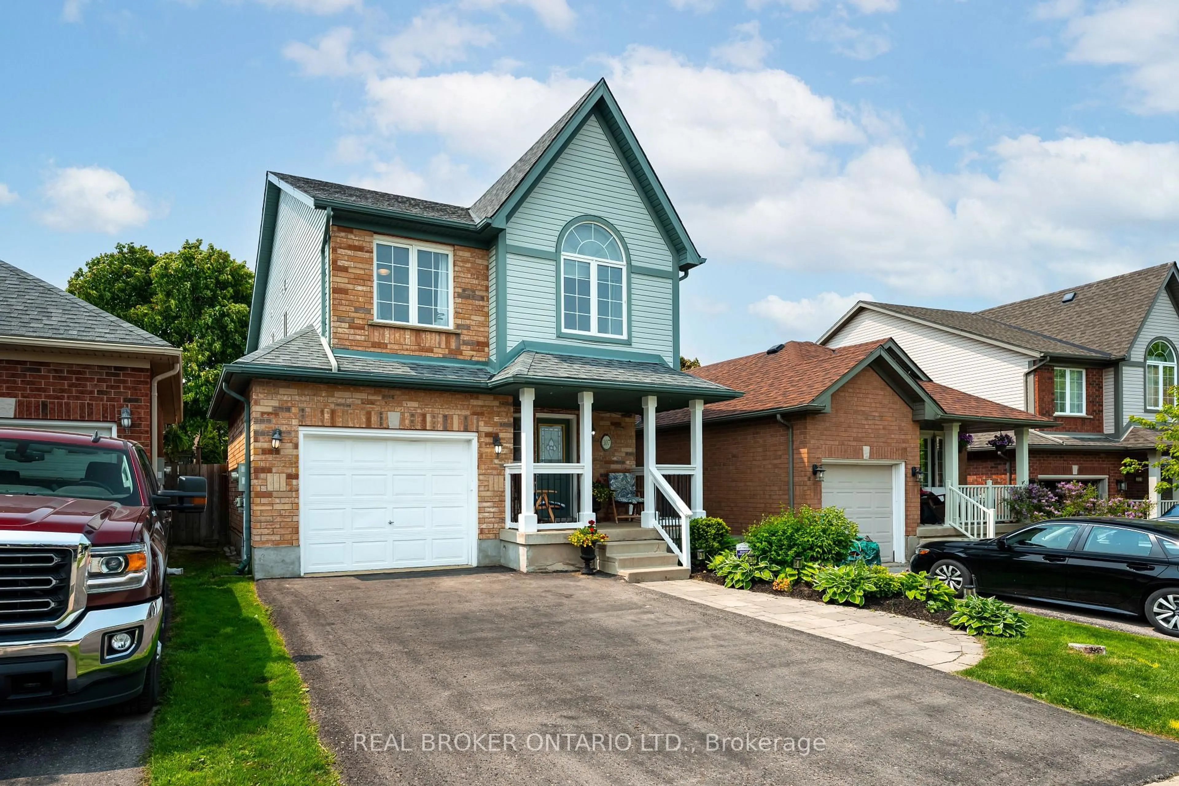 Home with brick exterior material, street for 107 Glengarry Rd, Orangeville Ontario L9W 5E4