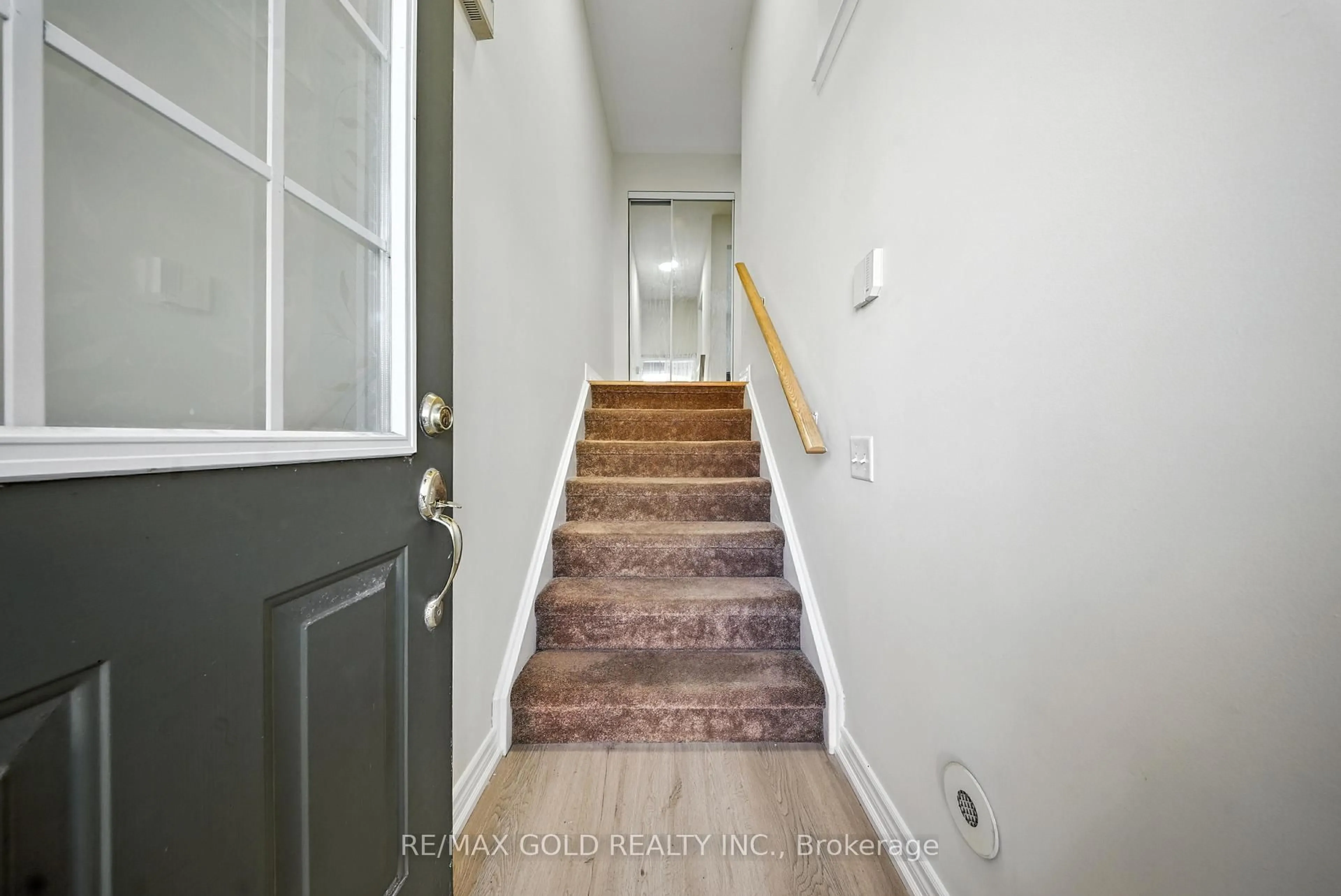 Unknown for 50 Strathaven Dr #58, Mississauga Ontario L5R 4E7