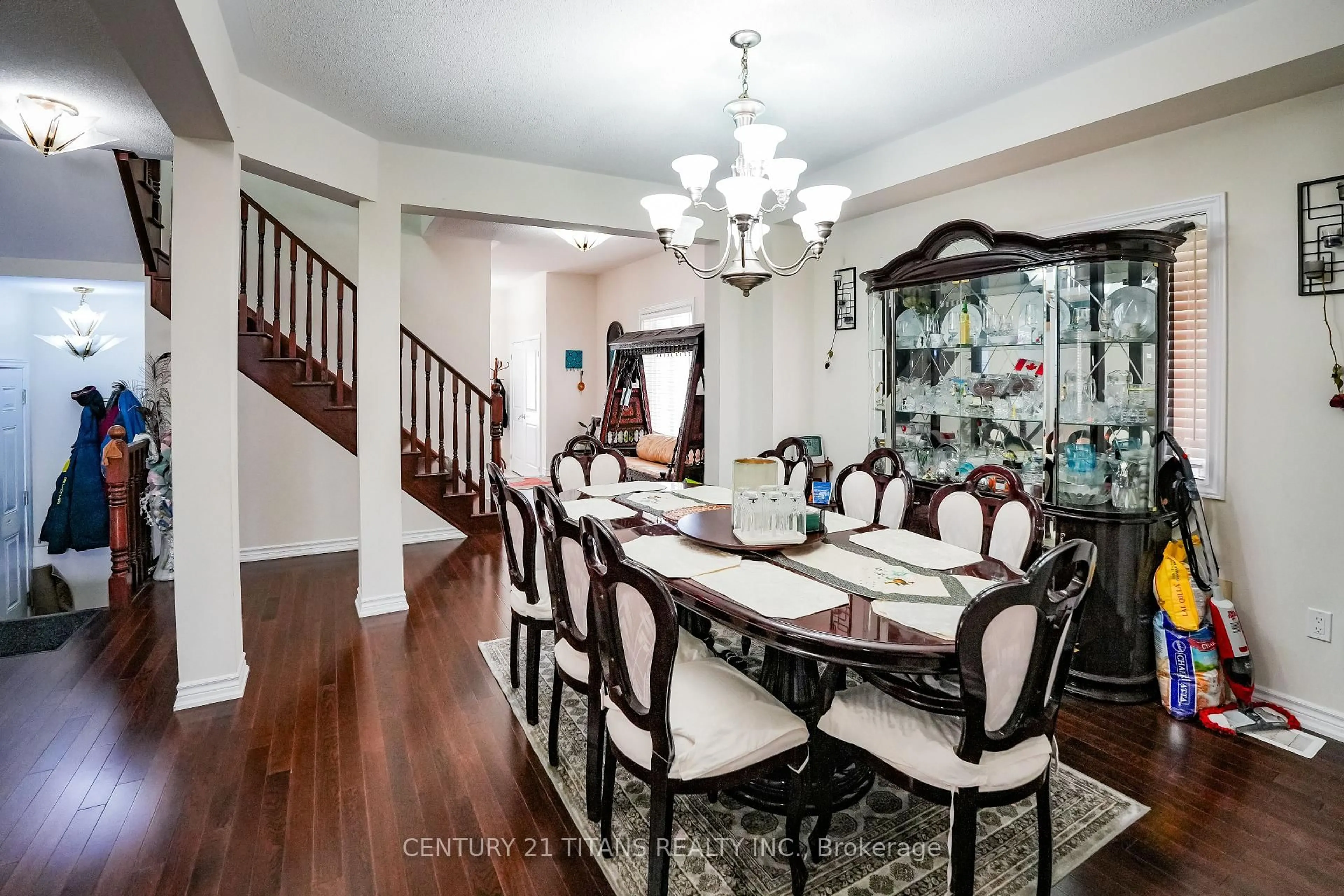 Dining room, unknown for 42 Lola Cres, Brampton Ontario L7A 4J8