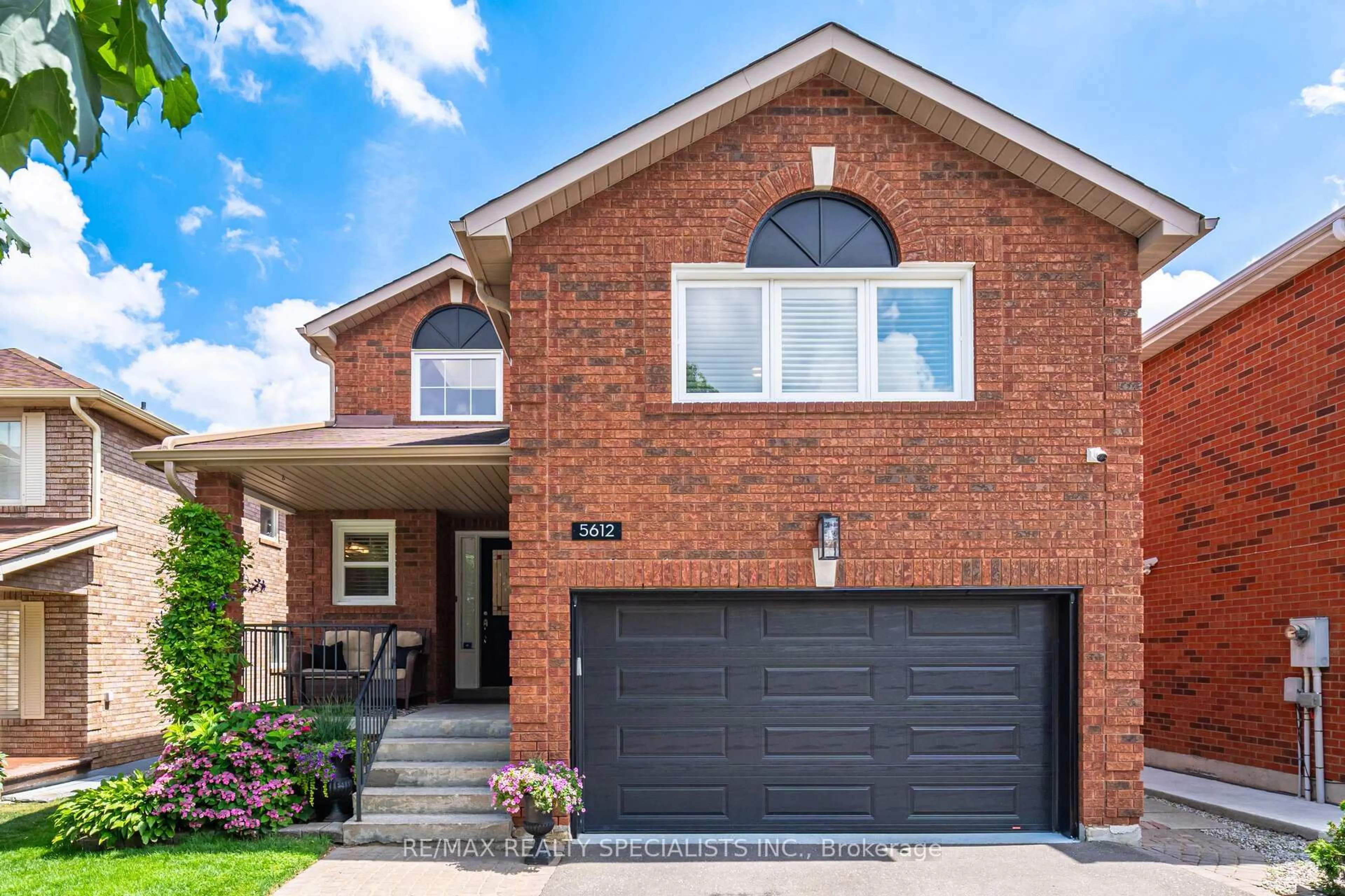 Home with brick exterior material, street for 5612 Shillington Dr, Mississauga Ontario L5R 3N4