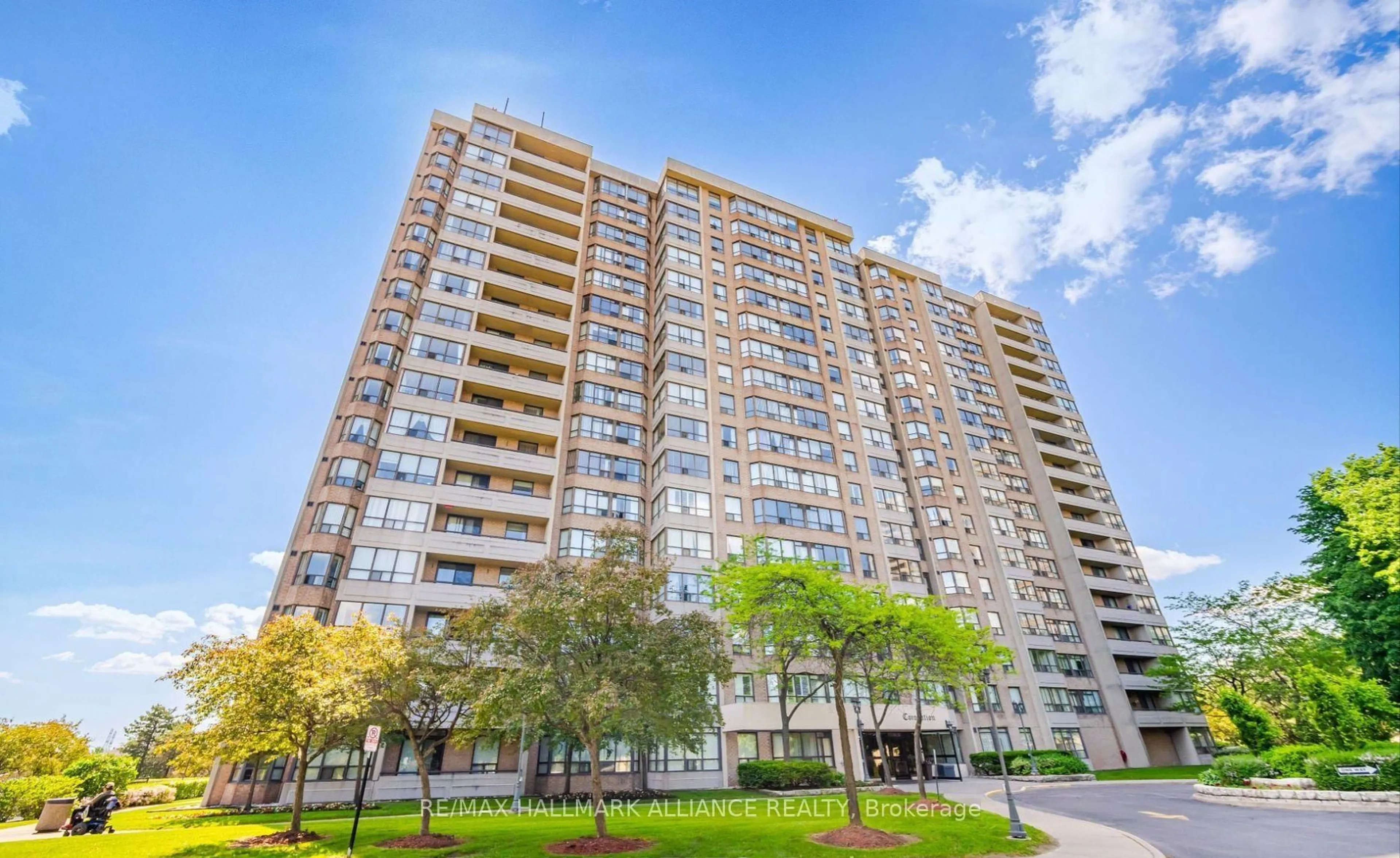 Unknown for 30 Malta Ave #307, Brampton Ontario L6Y 4W6