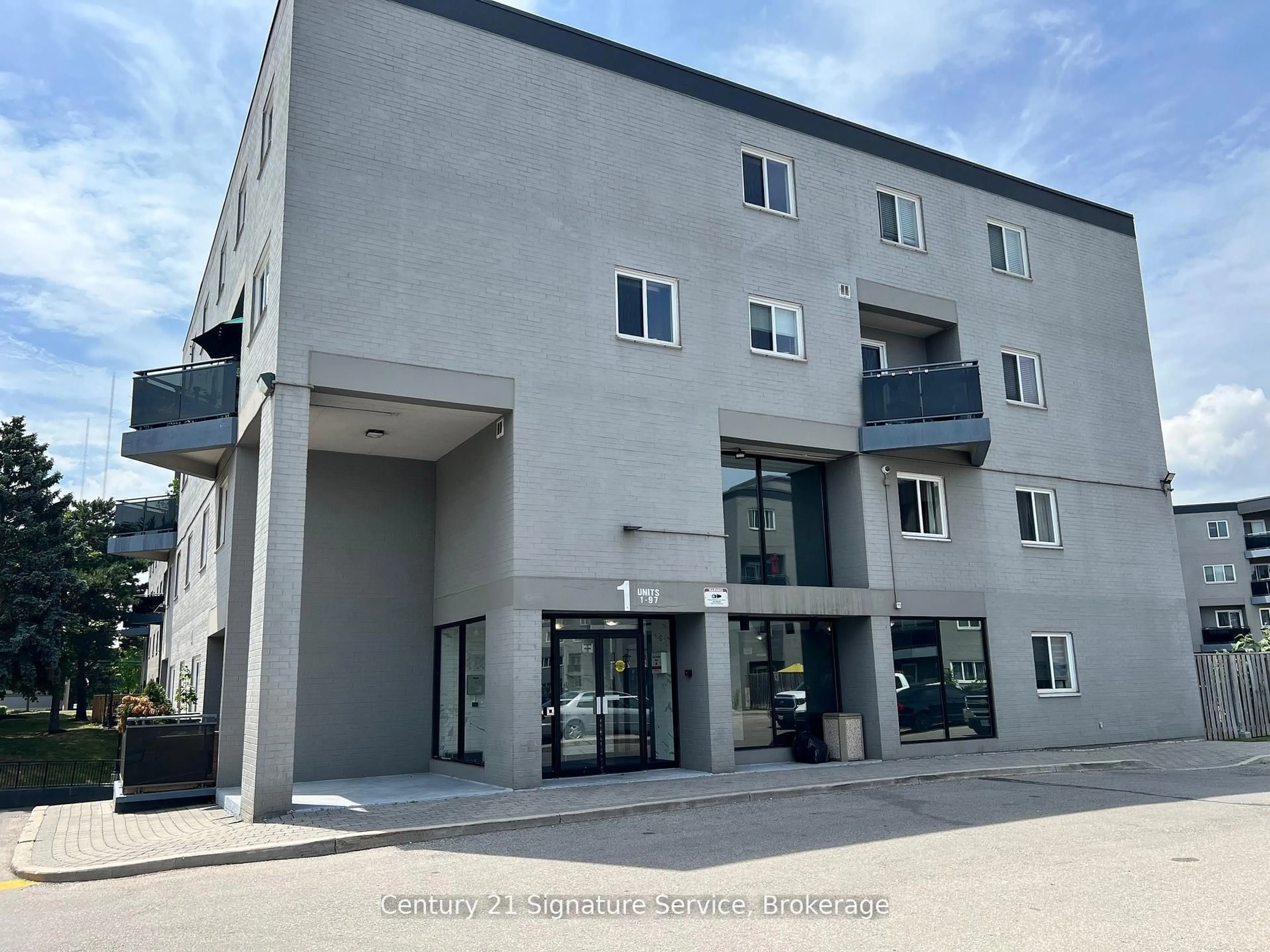 Unknown for 2001 Bonnymede Dr #15, Mississauga Ontario L5J 4H8