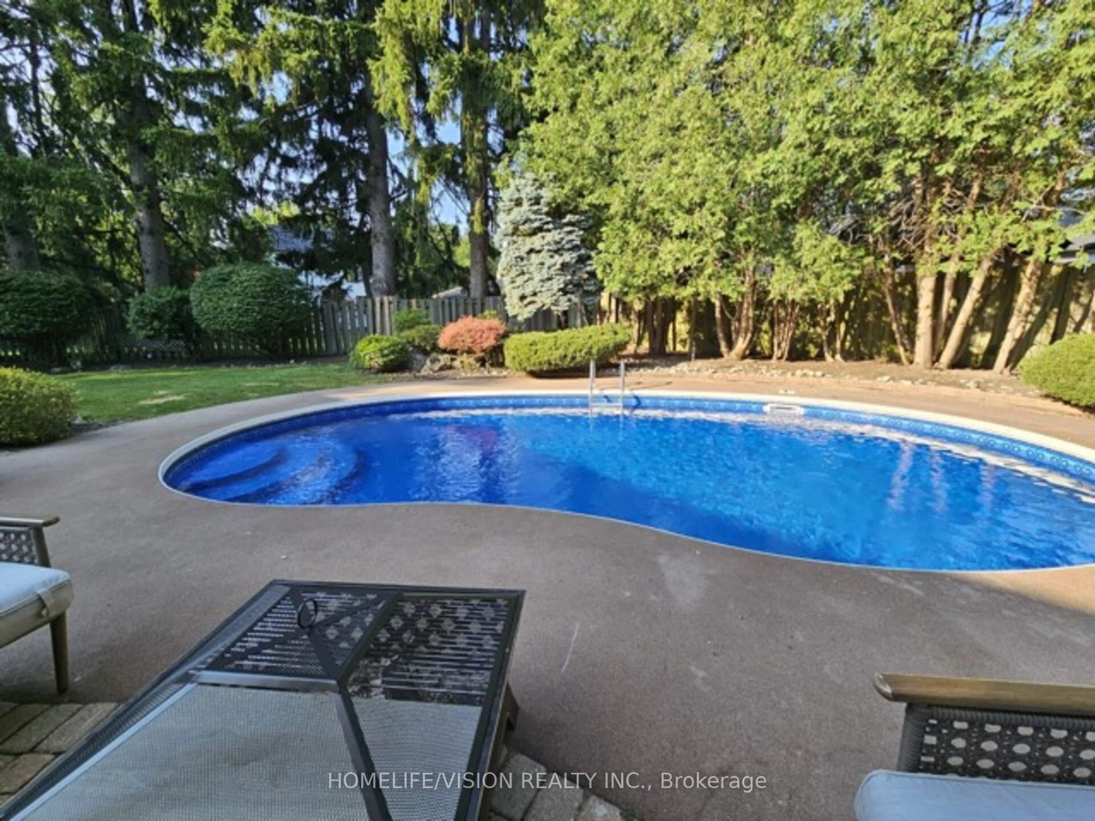 Pool for 1298 Bunsden Ave, Mississauga Ontario L5H 3T9