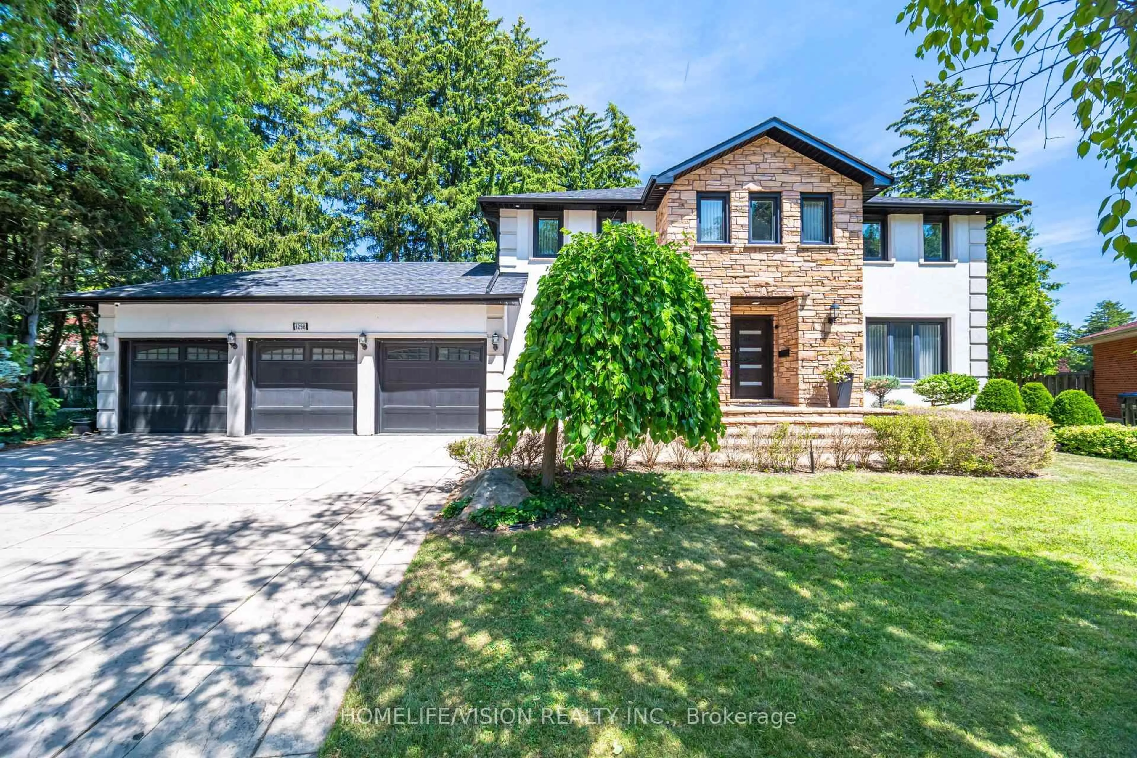 Home with brick exterior material, street for 1298 Bunsden Ave, Mississauga Ontario L5H 3T9