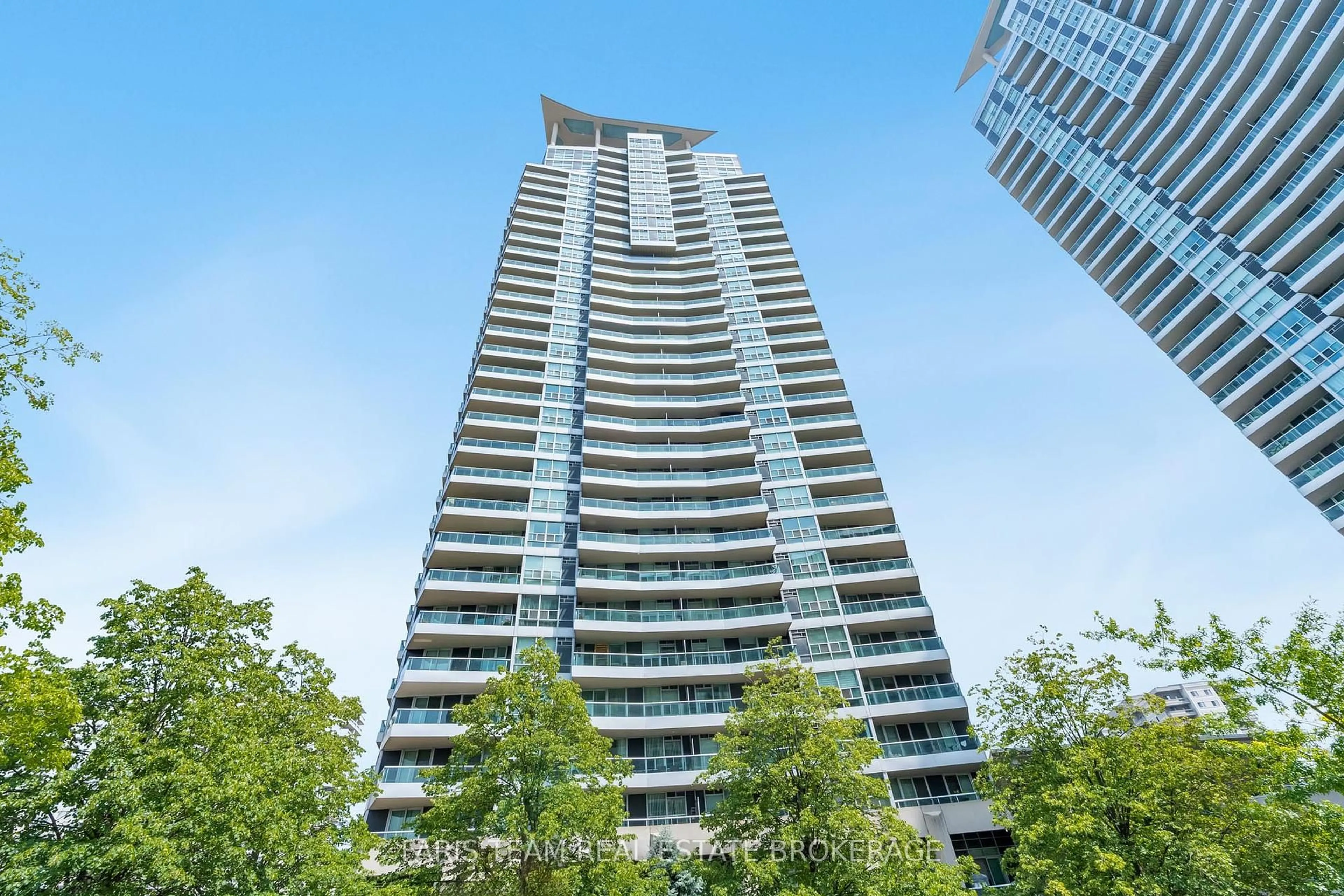 Unknown for 1 Elm Dr #308, Mississauga Ontario L5B 4M1