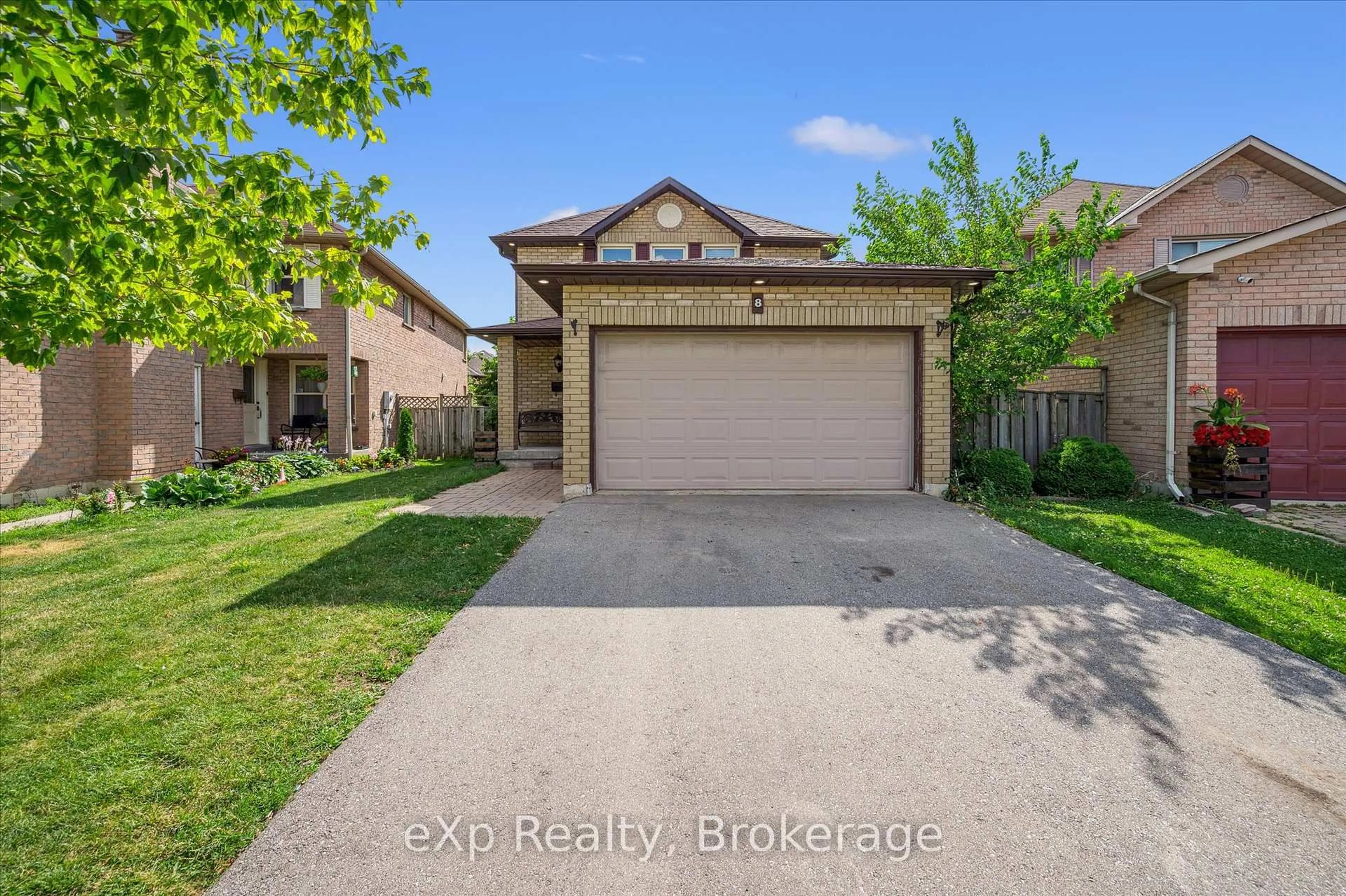 A pic from outside/outdoor area/front of a property/back of a property/a pic from drone, street for 8 Lanercost Way, Brampton Ontario L6Z 4J5