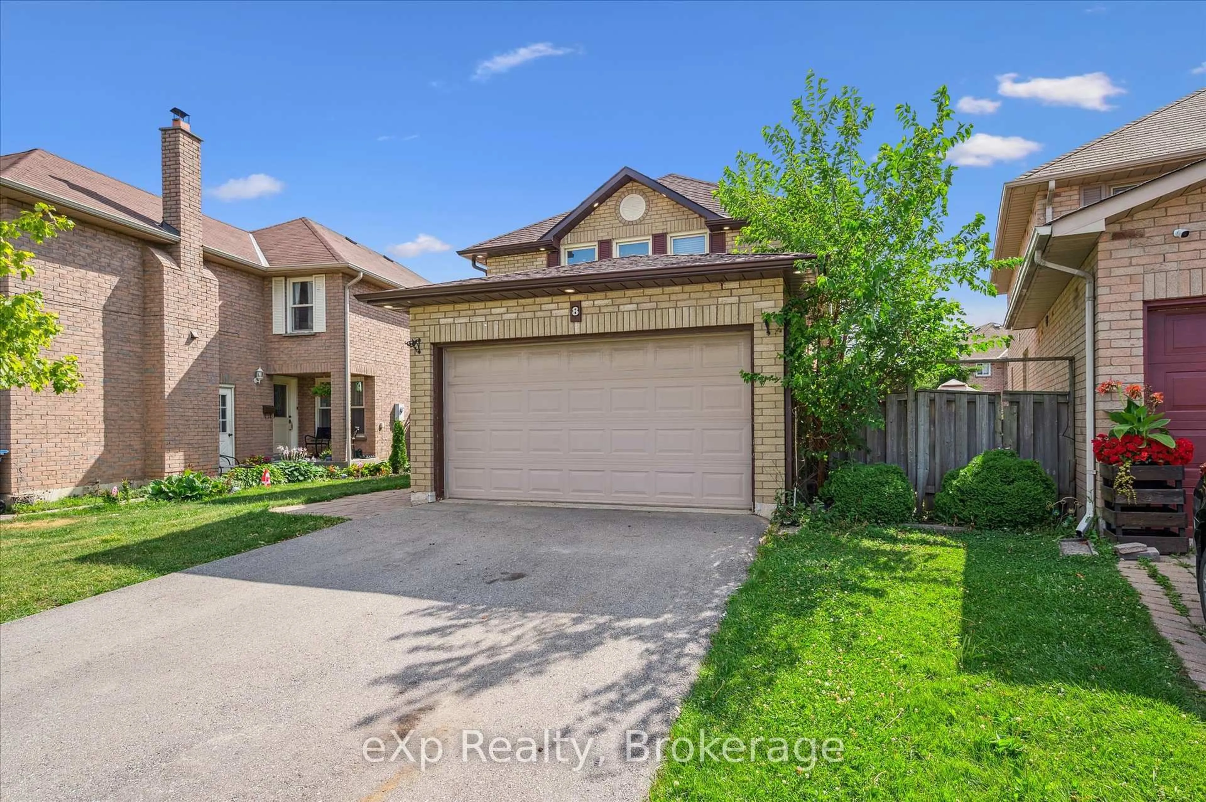 A pic from outside/outdoor area/front of a property/back of a property/a pic from drone, street for 8 Lanercost Way, Brampton Ontario L6Z 4J5