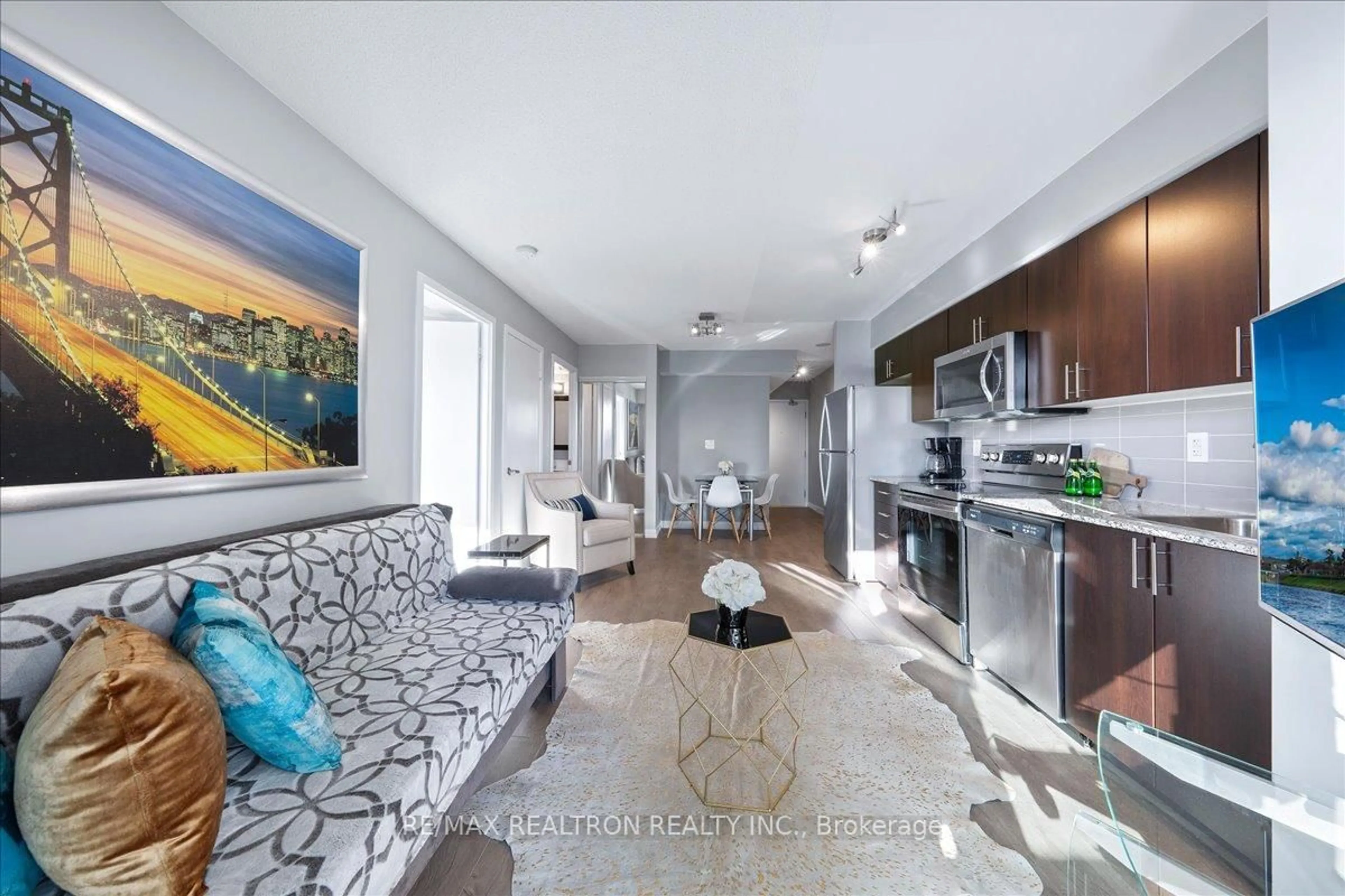 Open concept kitchen, unknown for 1420 Dupont St #1312, Toronto Ontario M6H 0C2