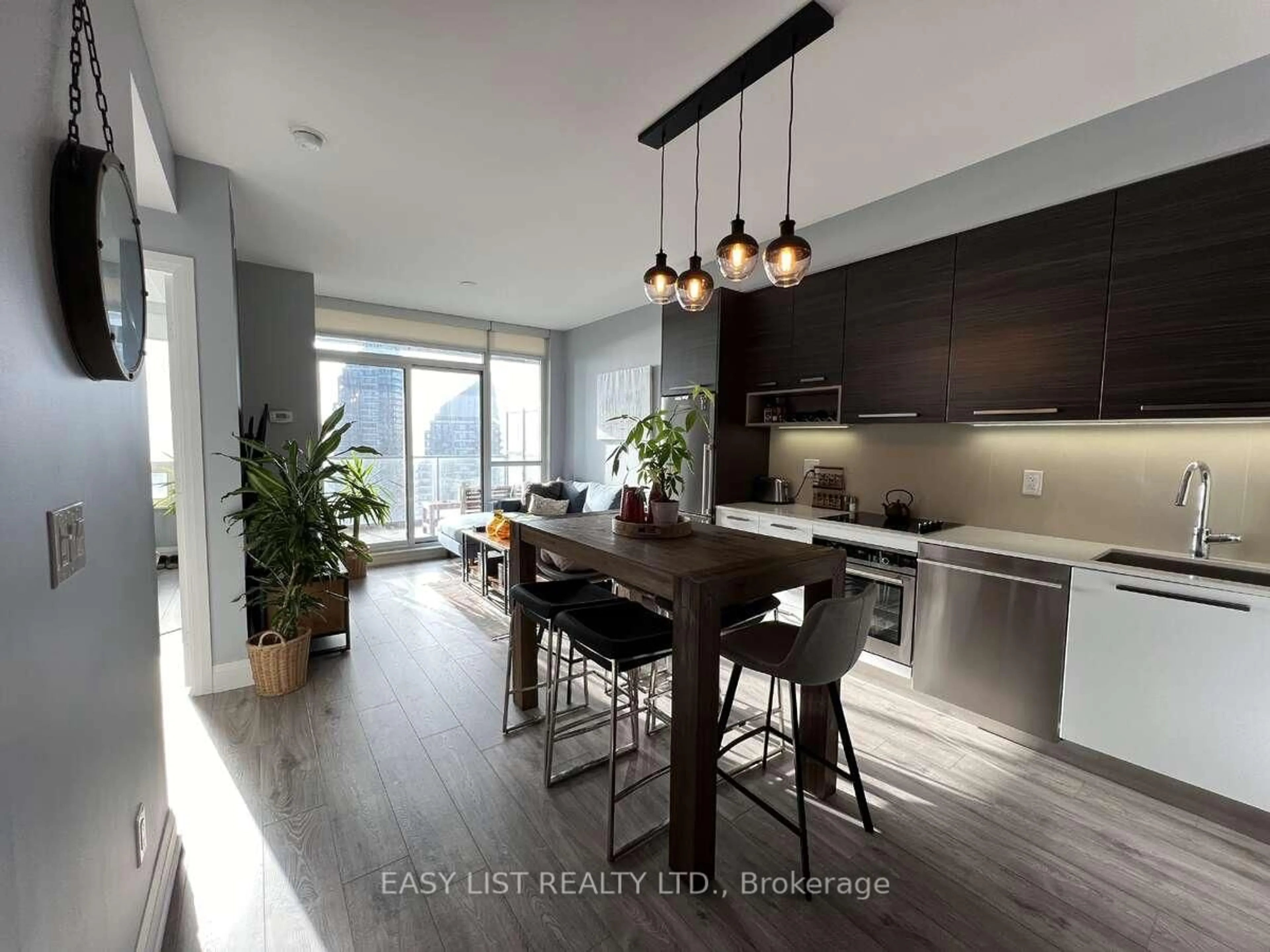 Open concept kitchen, unknown for 36 Park Lawn Rd #2401, Toronto Ontario M8V 0E5