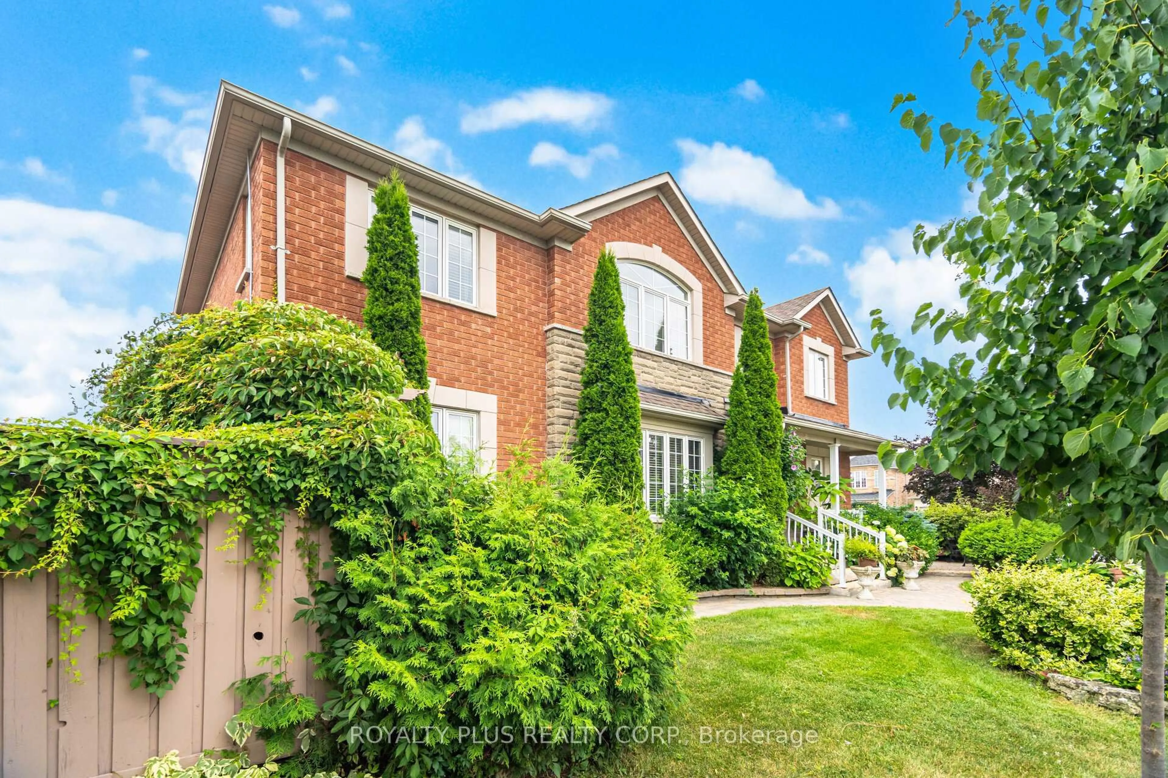 Home with brick exterior material, street for 116 Frank Johnston Rd, Caledon Ontario L7E 2L7