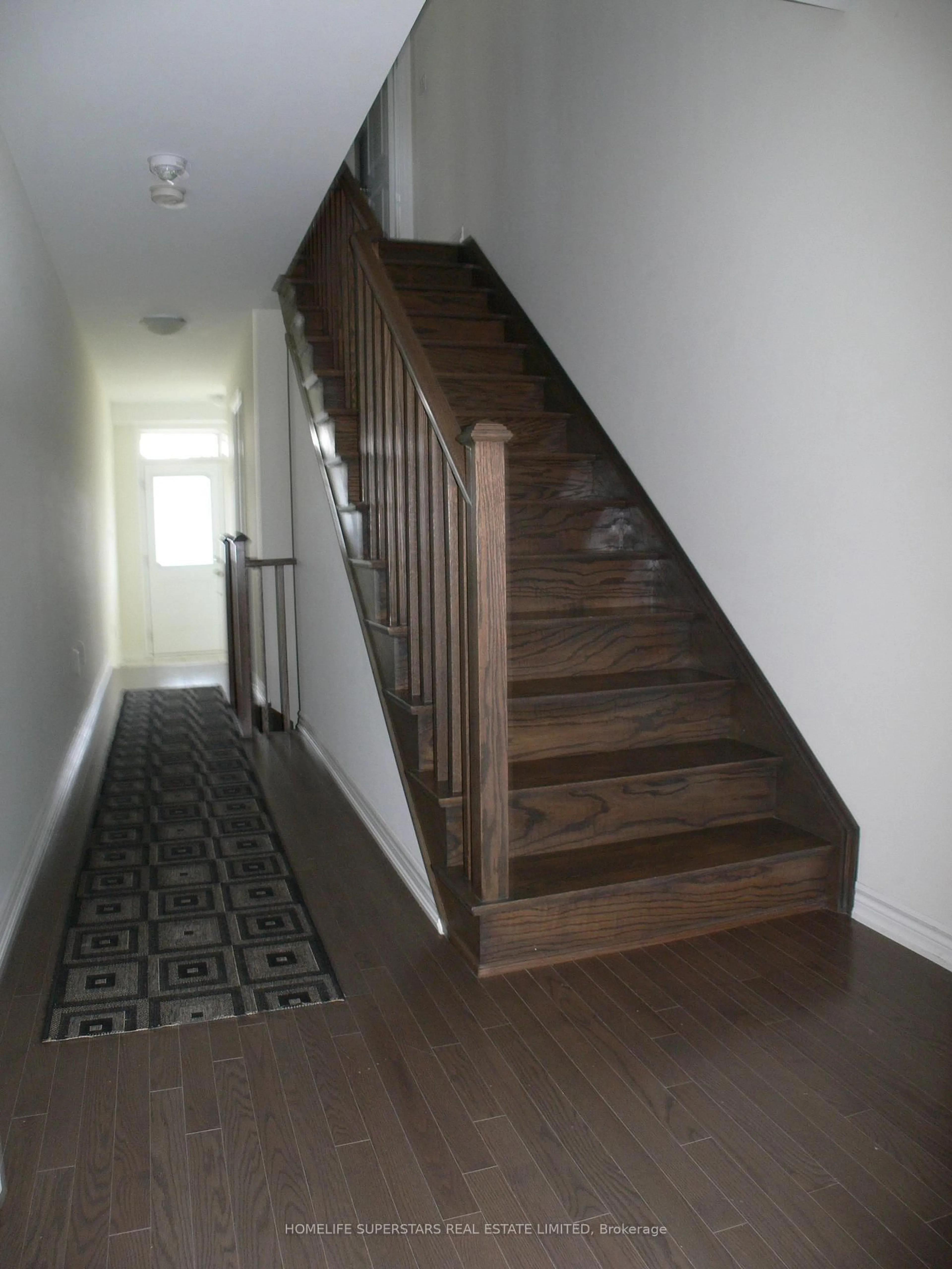 Stairs for 95 Donald Ficht Cres, Brampton Ontario L7A 5H7