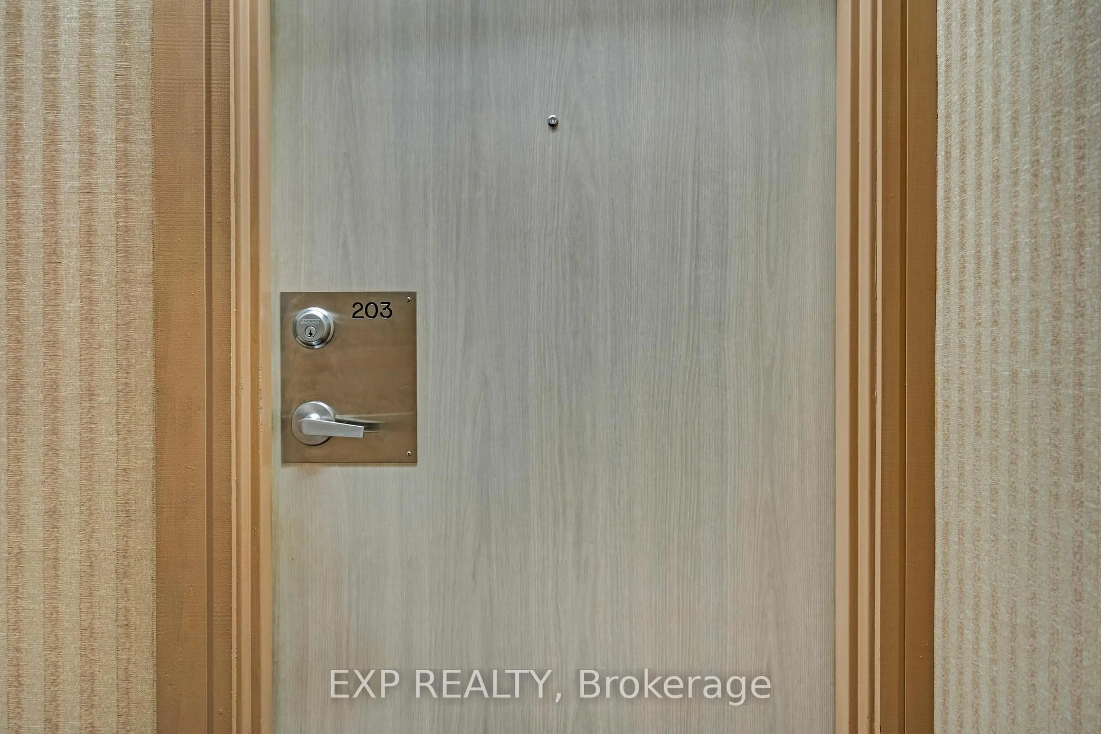 A pic of a room for 3605 Kariya Dr #203, Mississauga Ontario L5B 3J4