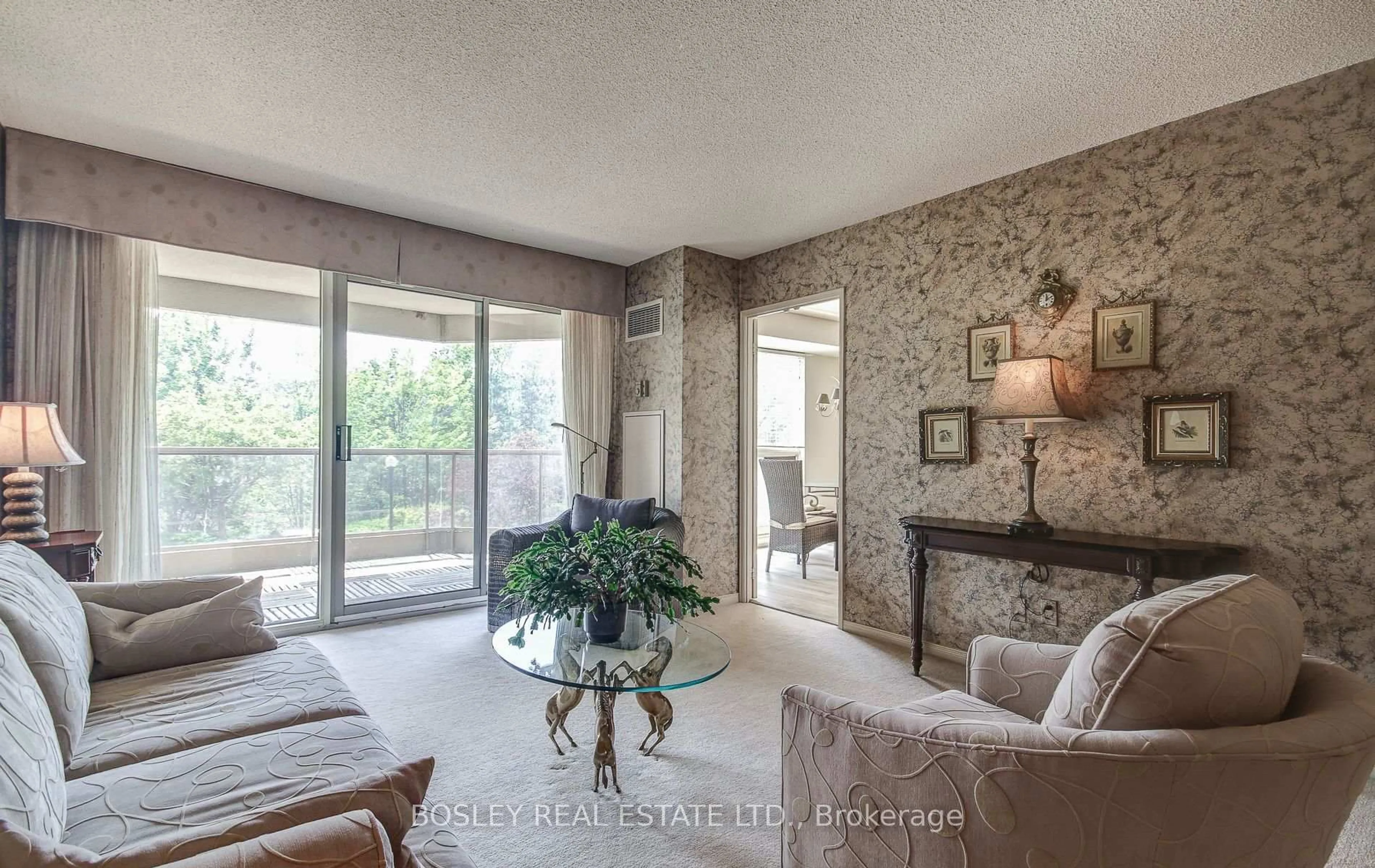 Unknown for 1800 The Collegeway #210, Mississauga Ontario L5L 5S4