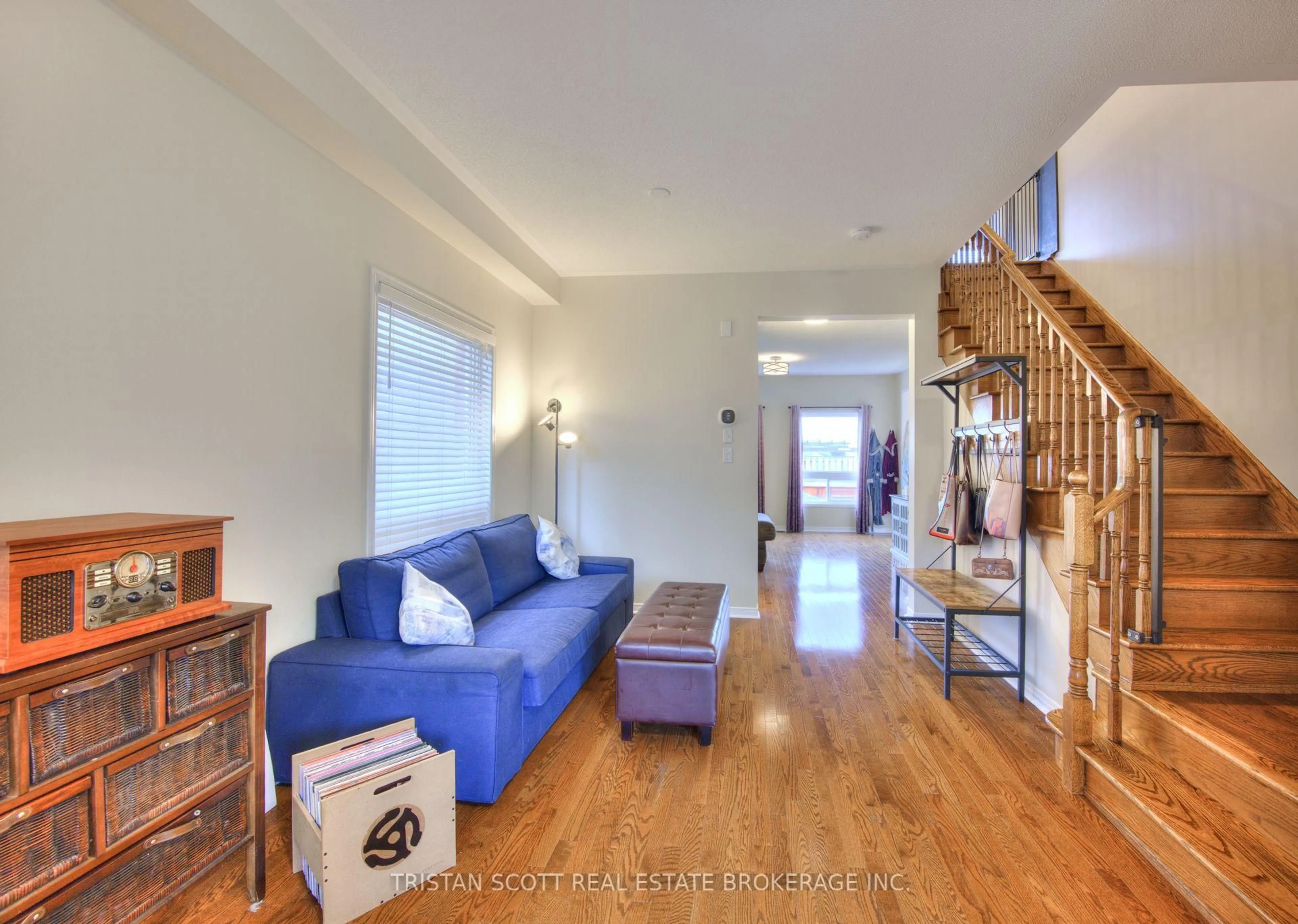 Living room with furniture, unknown for 326 Racey Tr, Milton Ontario L9T 0B2