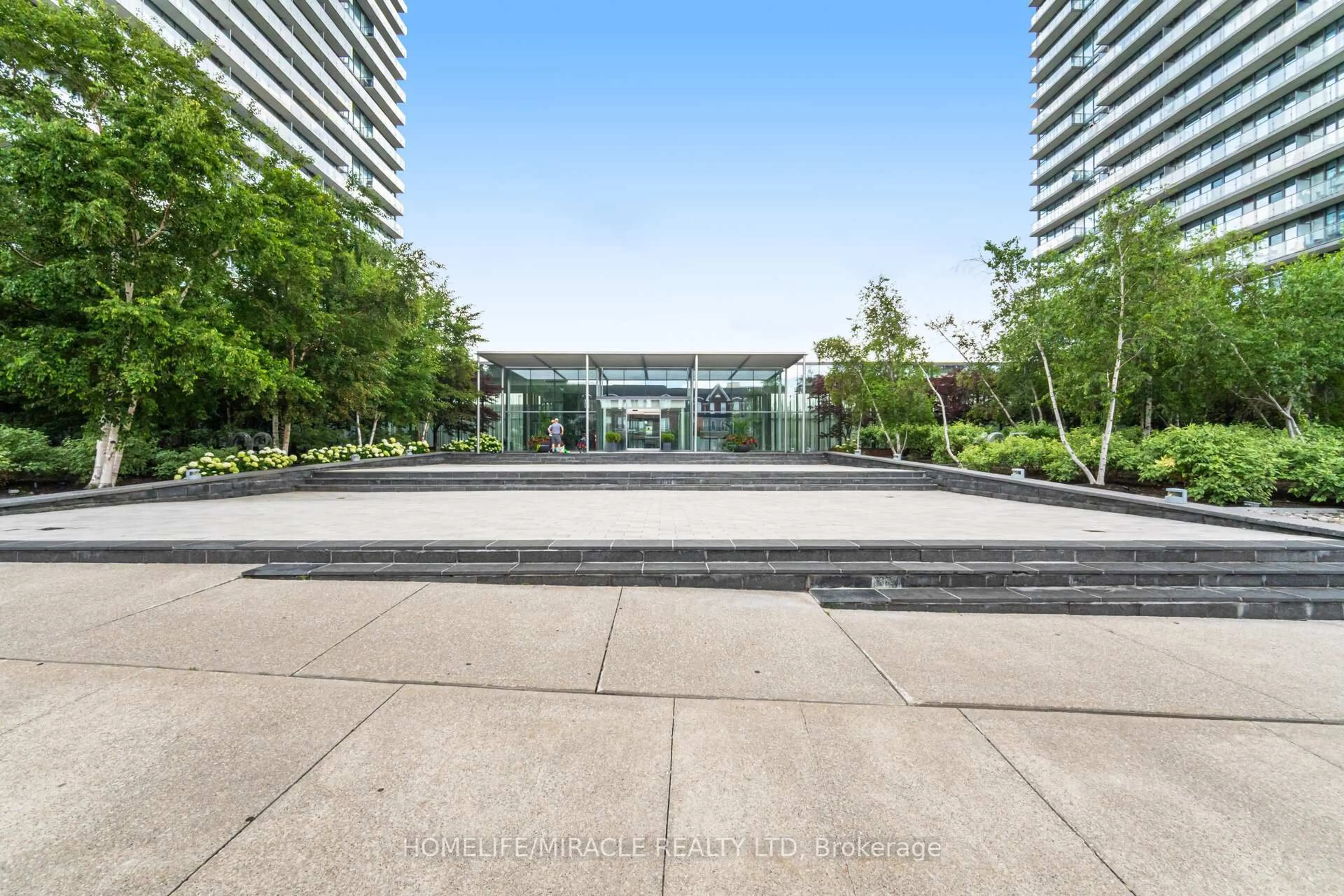 Unknown for 105 The Queensway Ave #2413, Toronto Ontario M6S 5B5