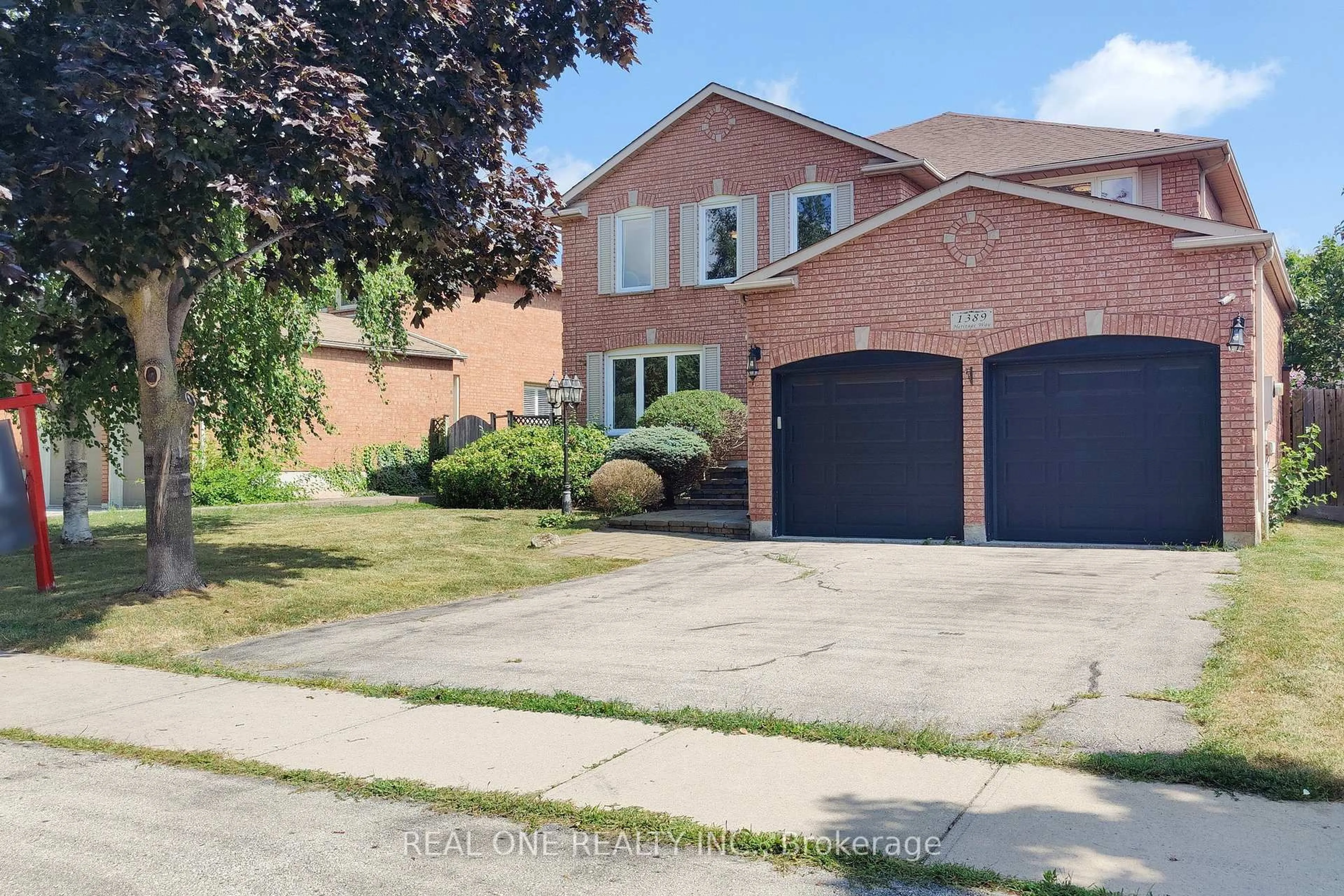 Home with brick exterior material, street for 1389 Heritage Way, Oakville Ontario L6M 3C2