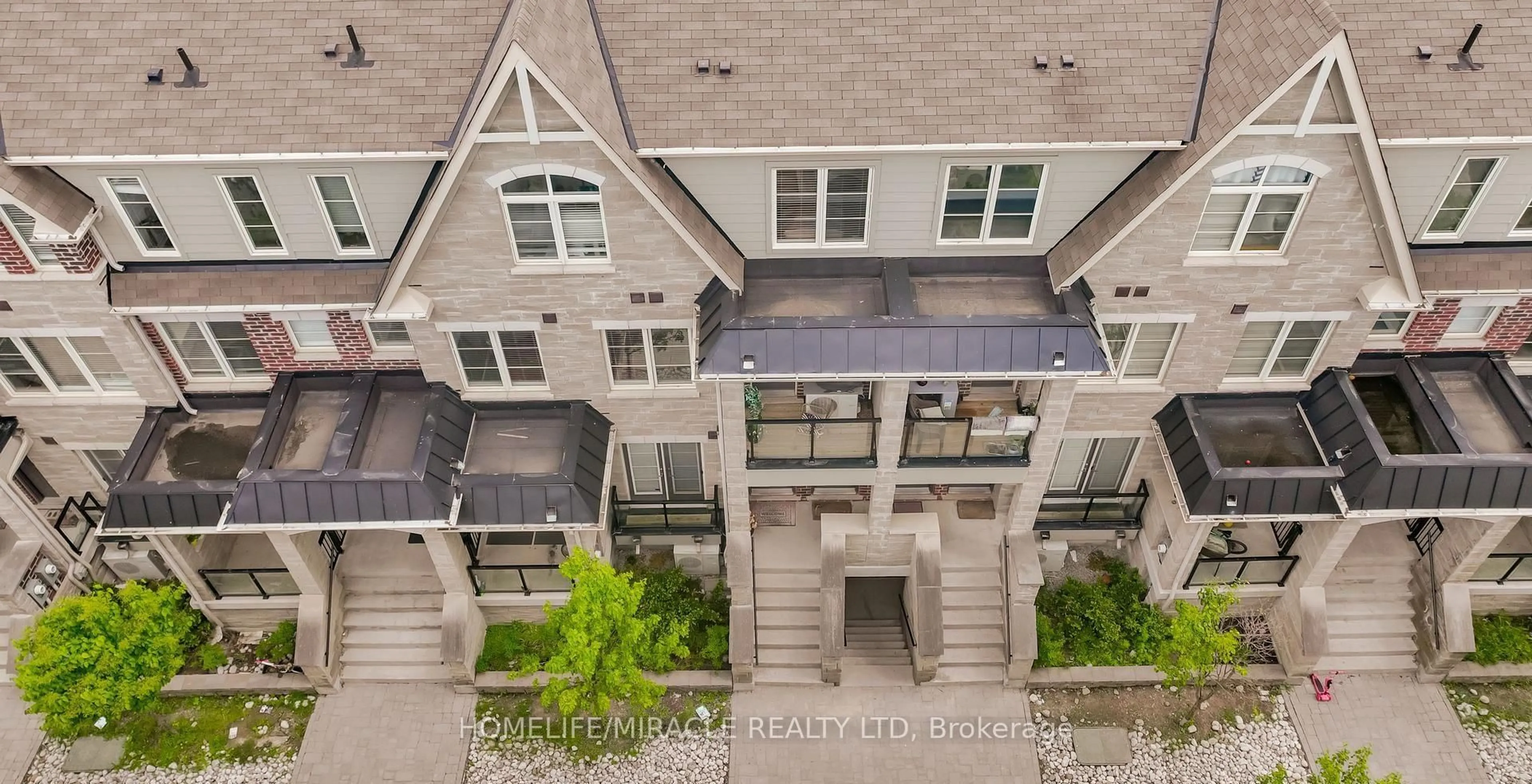 A pic from outside/outdoor area/front of a property/back of a property/a pic from drone, city buildings view from balcony for 200 Veterans Dr #140, Brampton Ontario L7A 4S6