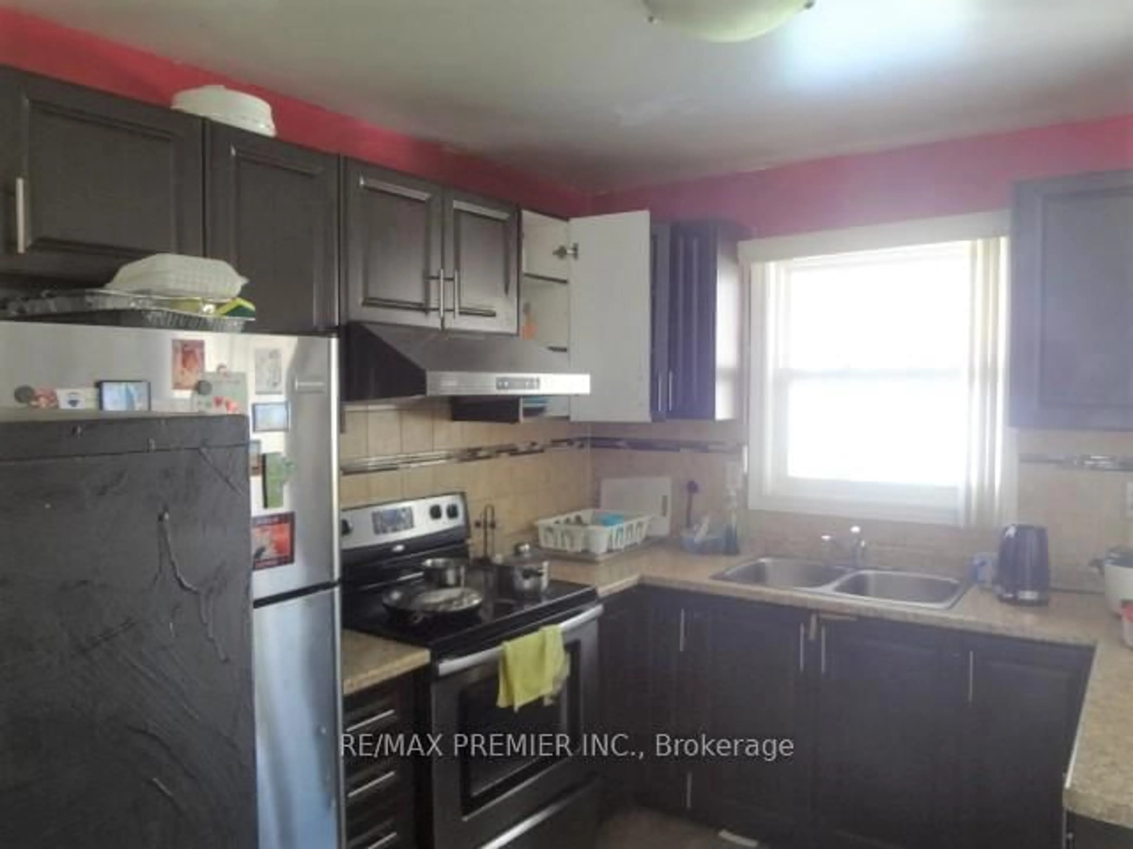 Standard kitchen, unknown for 4 Teresa Crt, Toronto Ontario M9V 4Y5