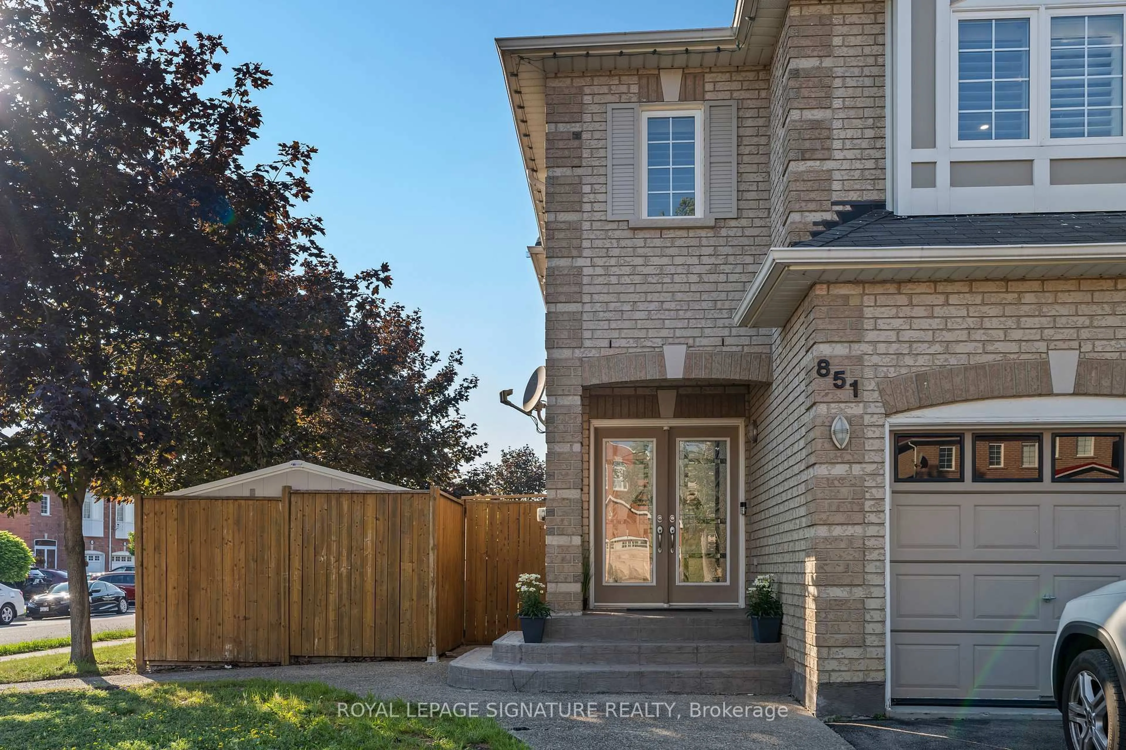 Home with brick exterior material, street for 851 Genovese Pl, Mississauga Ontario L5V 3B1